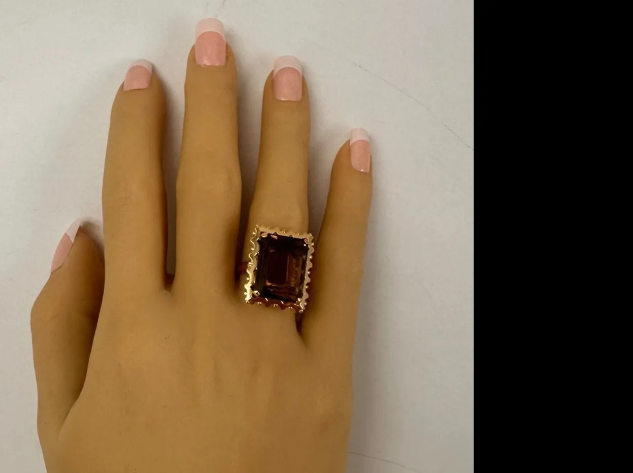 🔶✨ Golden Glow: Stunning 18ct Yellow Gold Smokey Quartz Ring ✨🔶