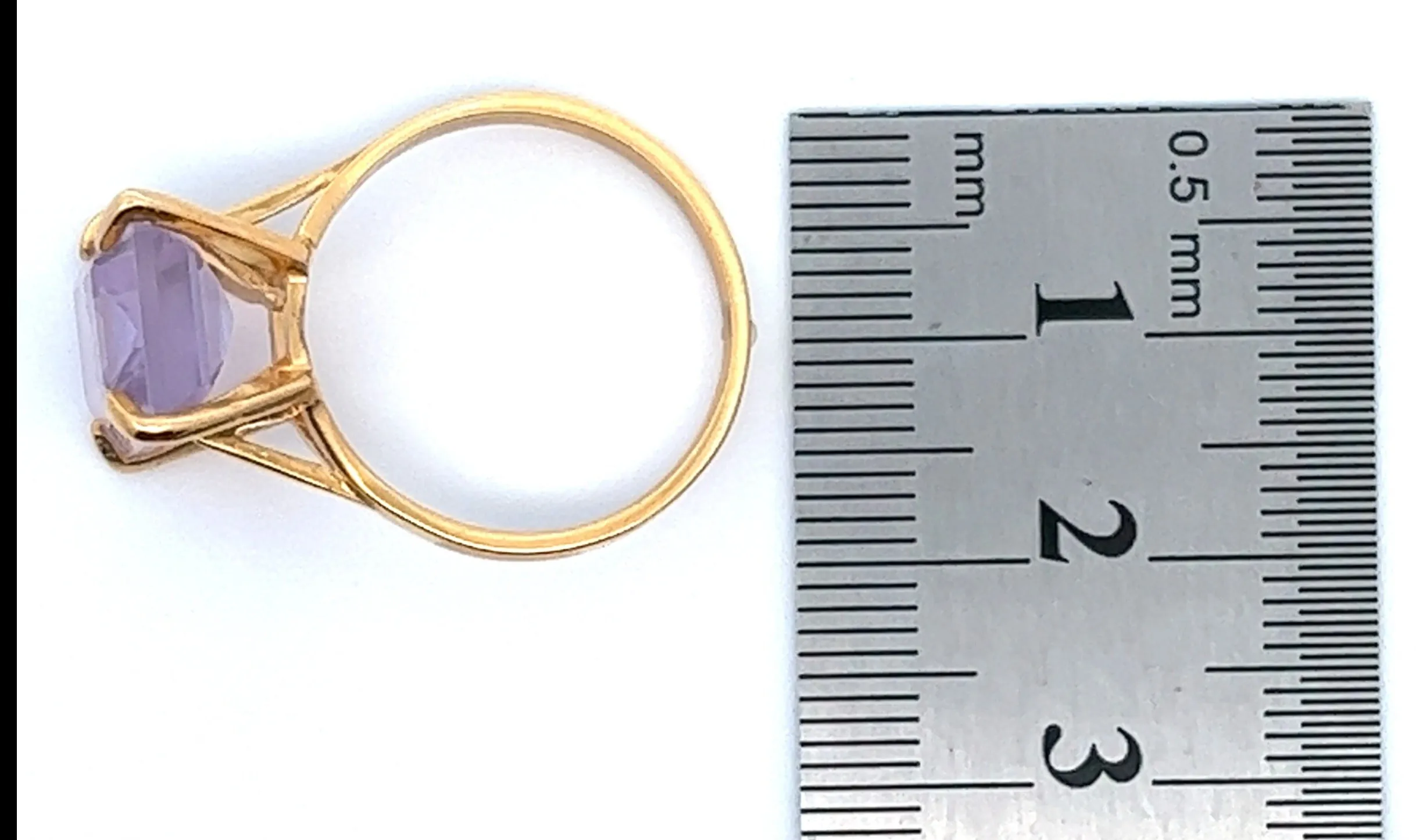 7.50ct Amethyst Yellow Gold Dress Ring
