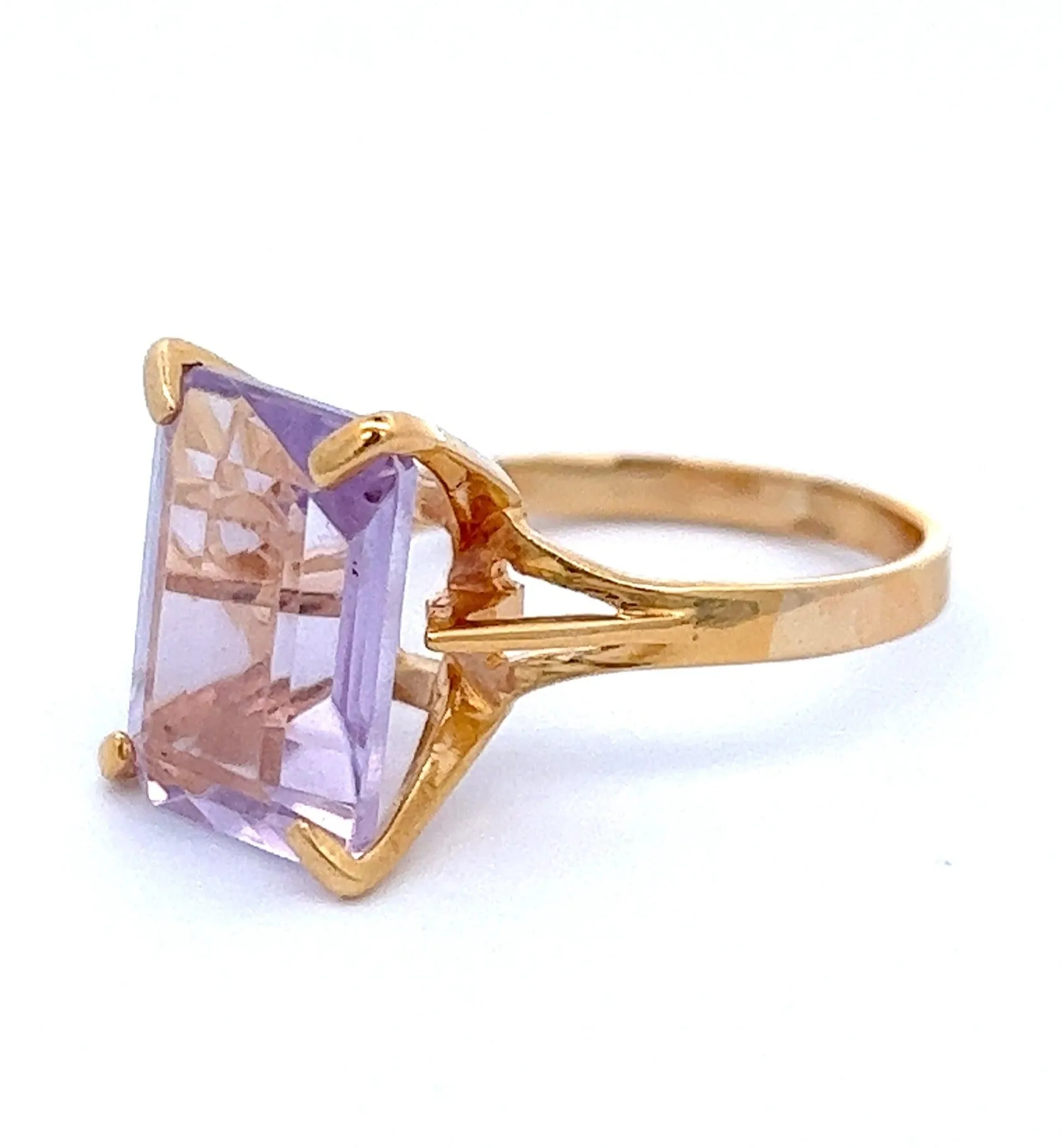 7.50ct Amethyst Yellow Gold Dress Ring