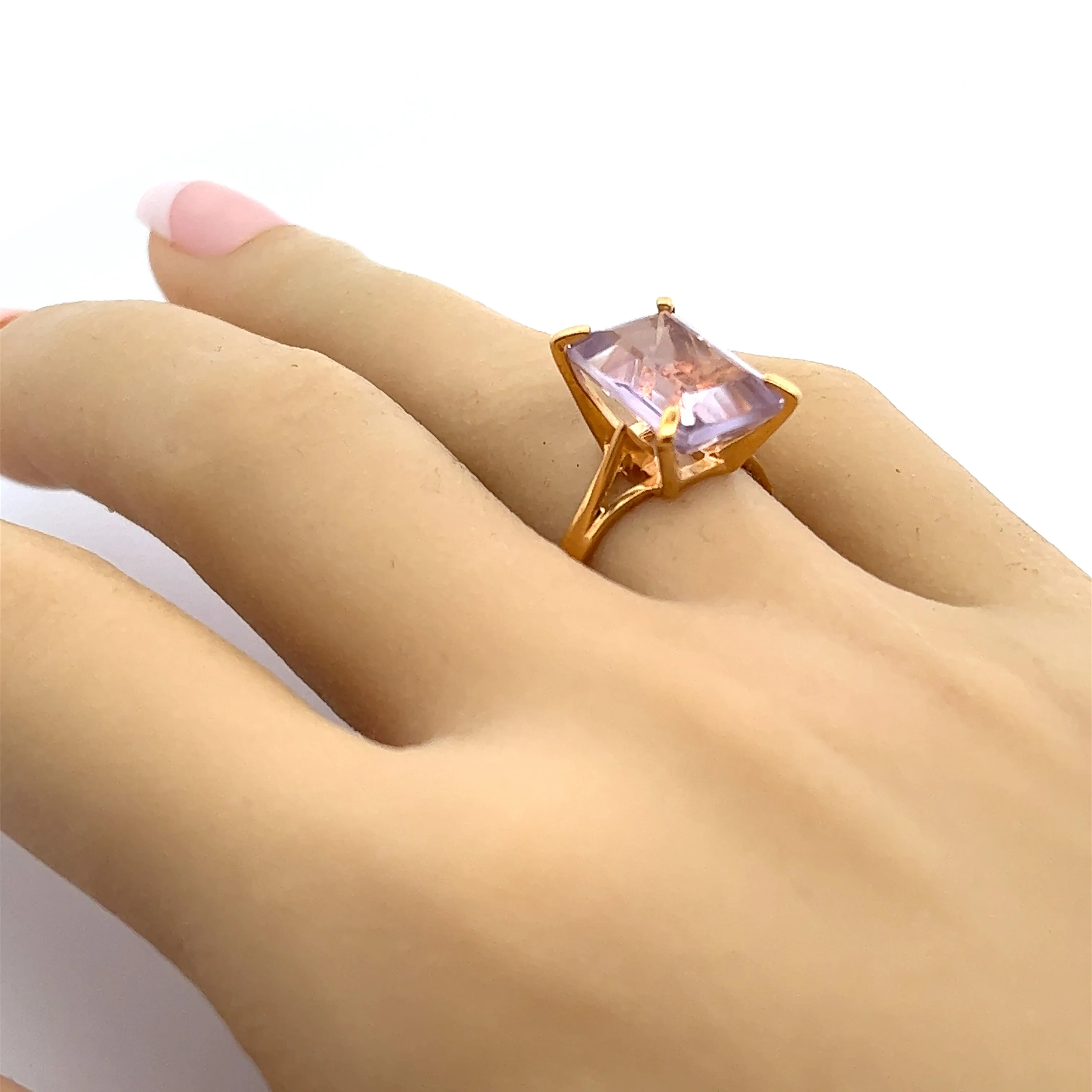 7.50ct Amethyst Yellow Gold Dress Ring