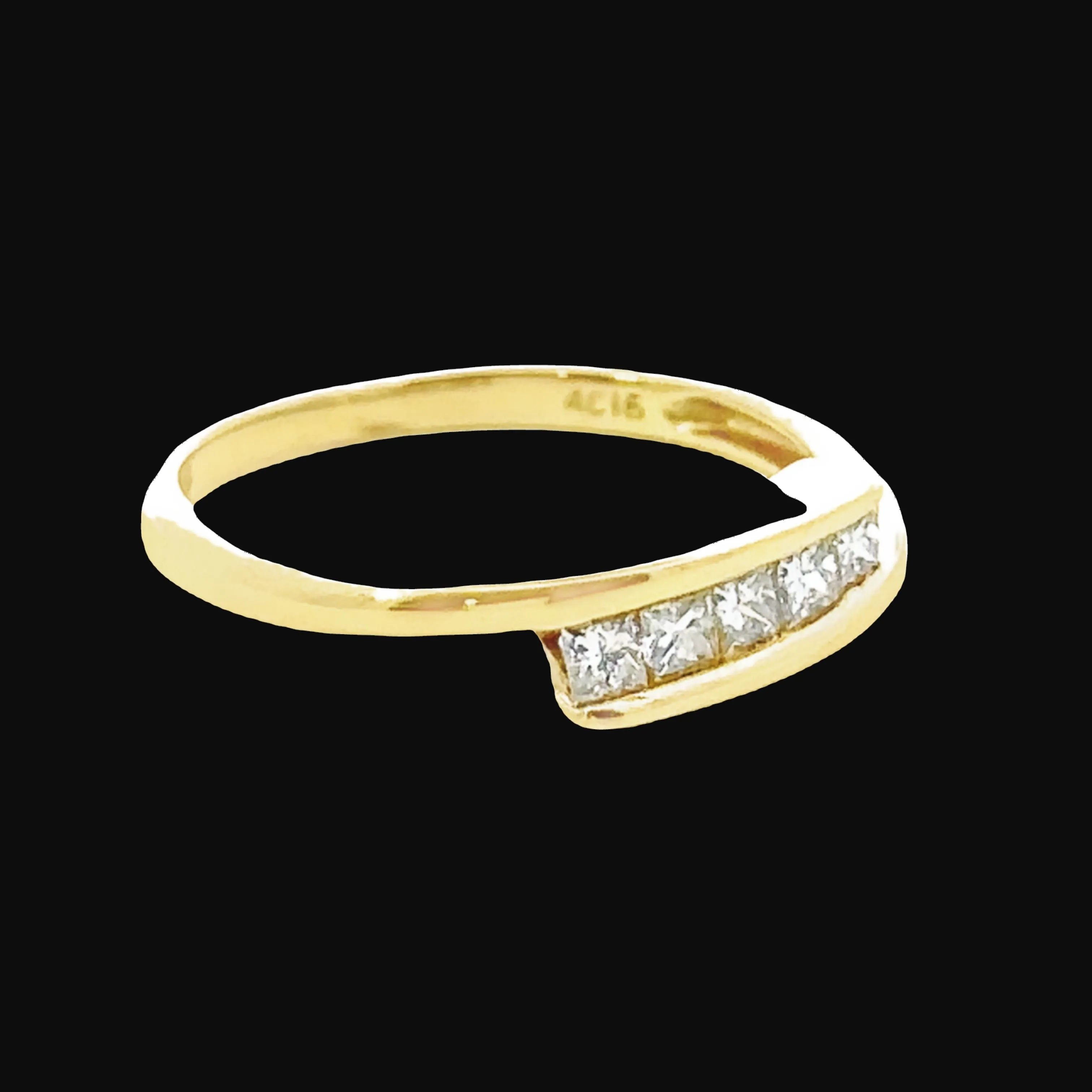 9ct yellow gold 5 stone diamond ring