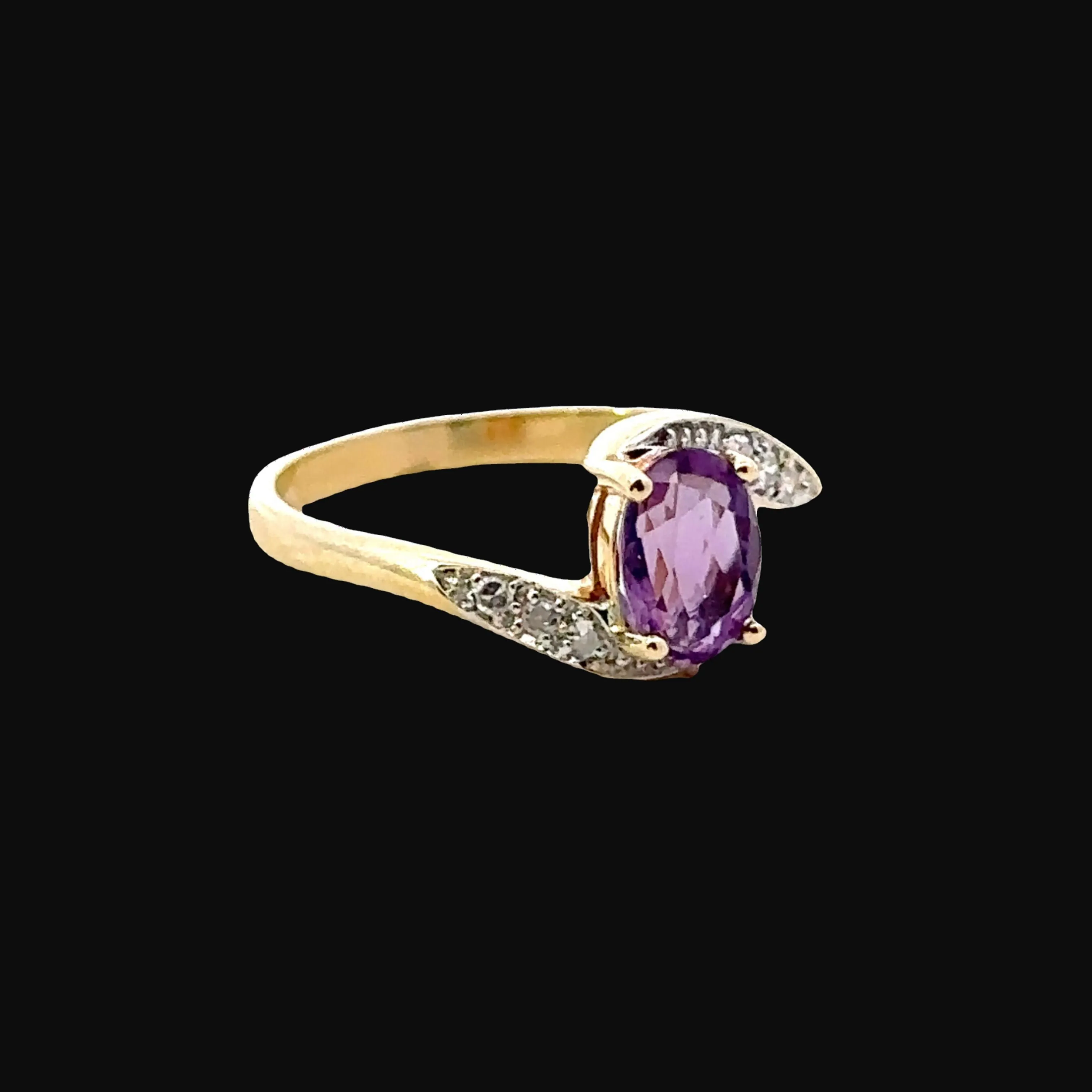 9ct Yellow Gold 7 stone Amethyst & Diamond Ring