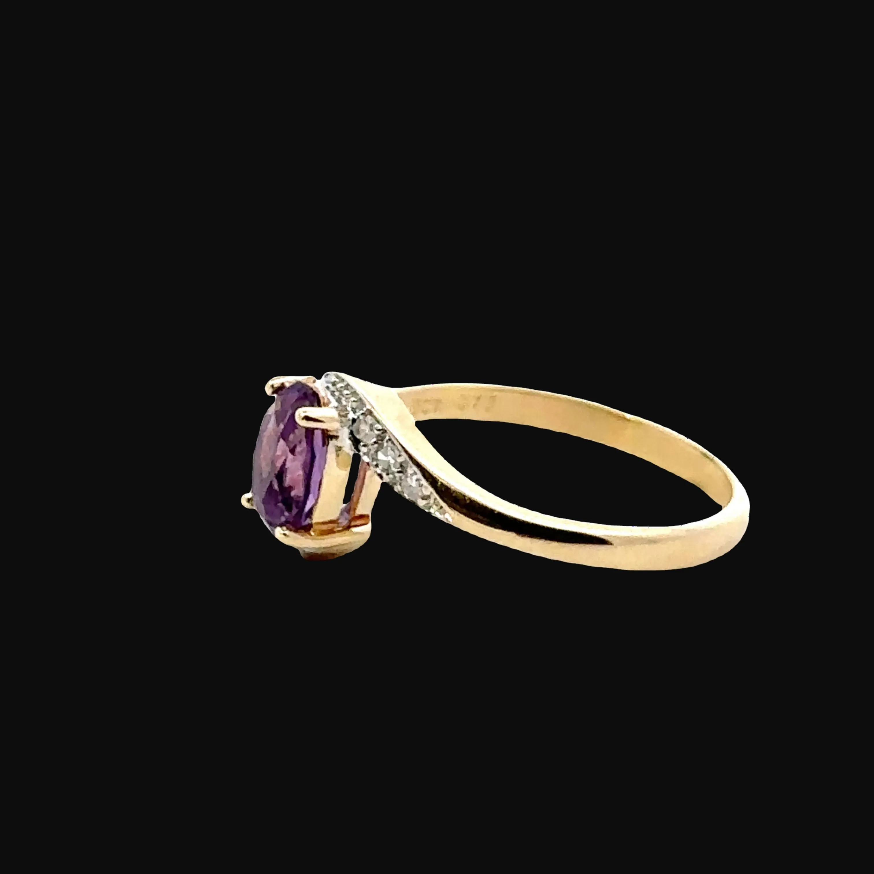 9ct Yellow Gold 7 stone Amethyst & Diamond Ring
