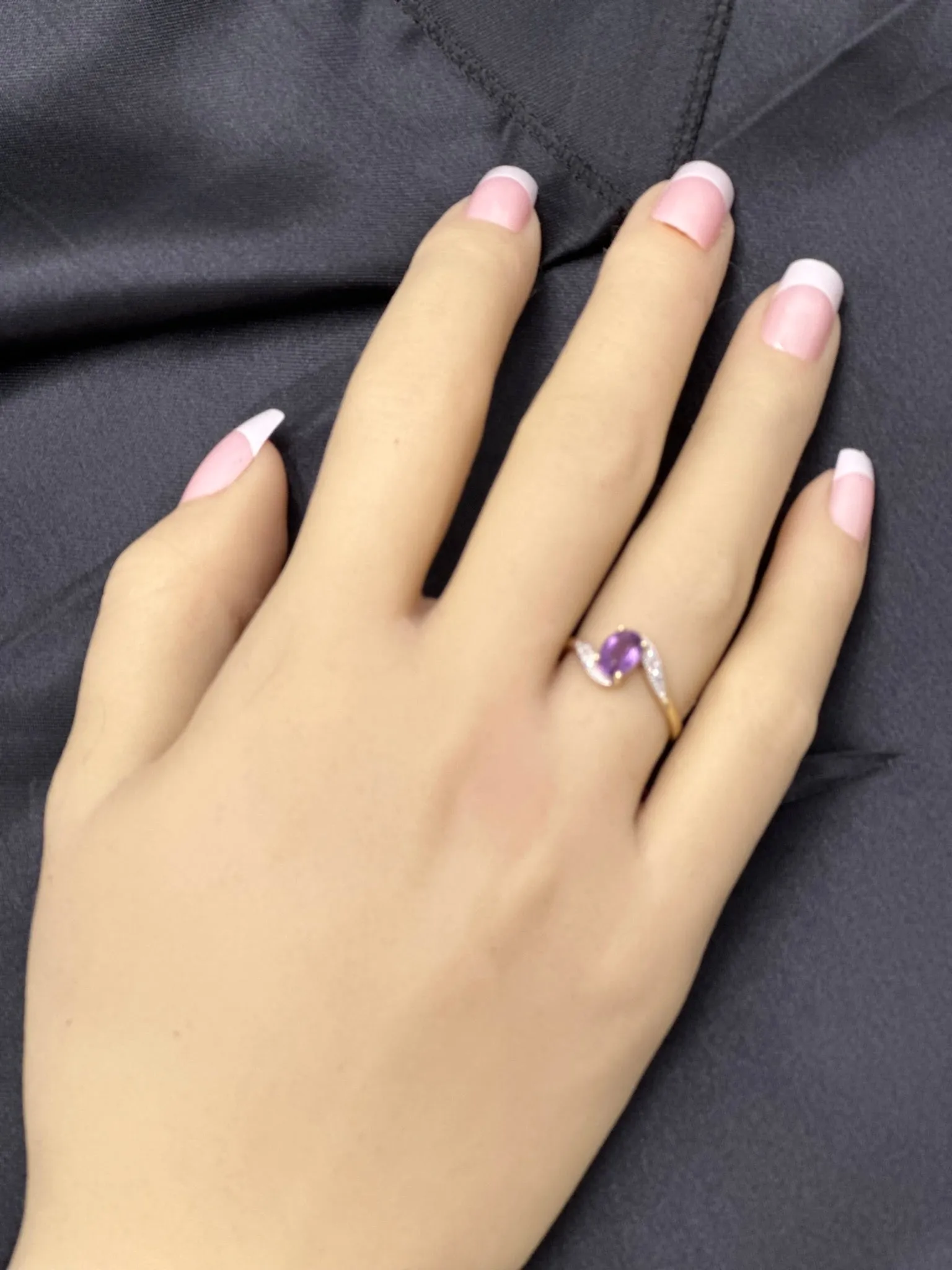 9ct Yellow Gold 7 stone Amethyst & Diamond Ring