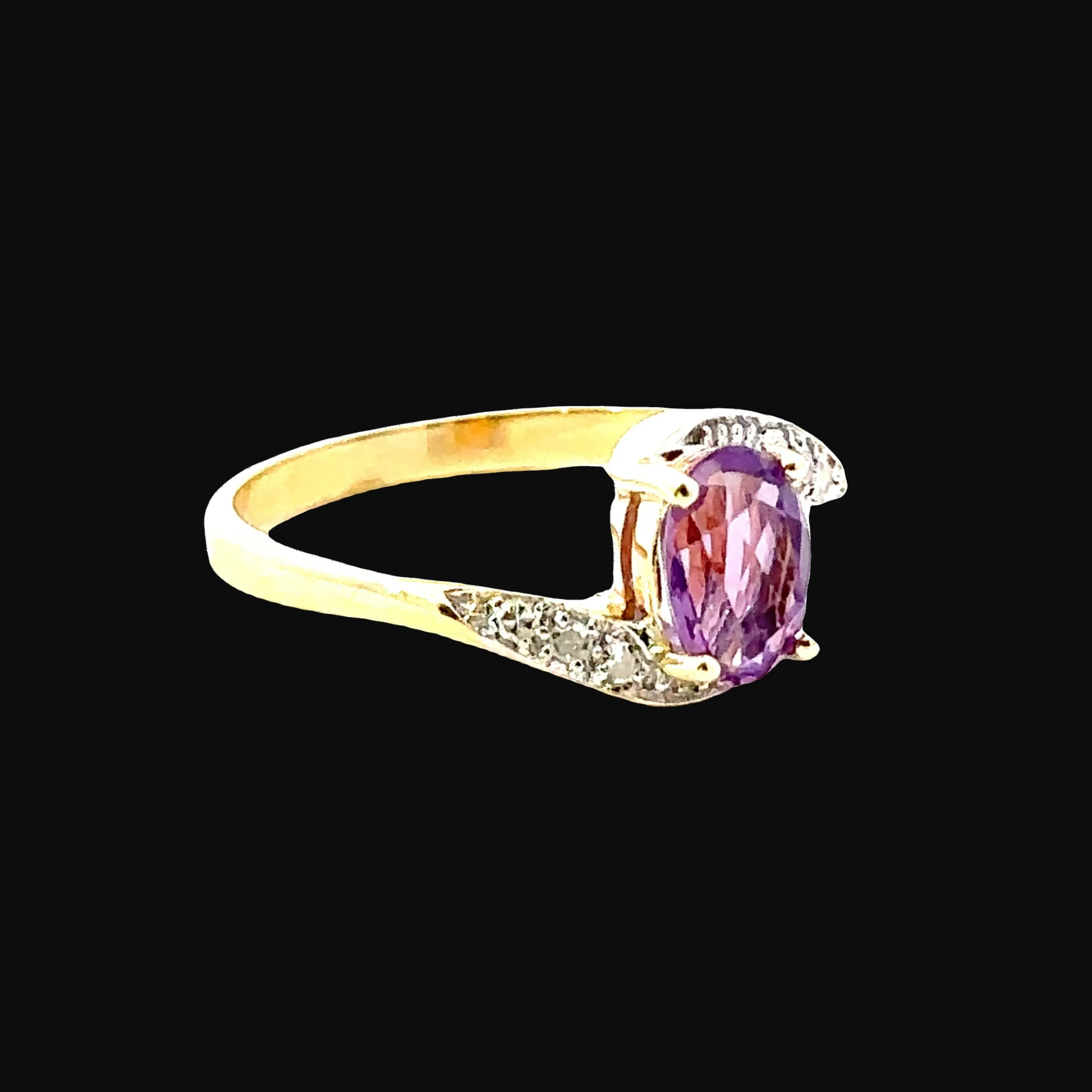 9ct Yellow Gold 7 stone Amethyst & Diamond Ring