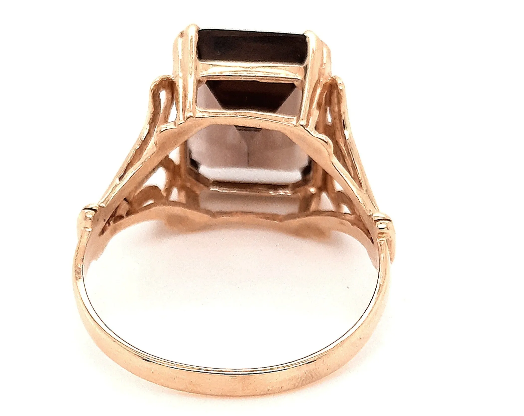 9ct Yellow Gold Gold Smokey Quartz Ring with Fancy Flow Up Shoulders