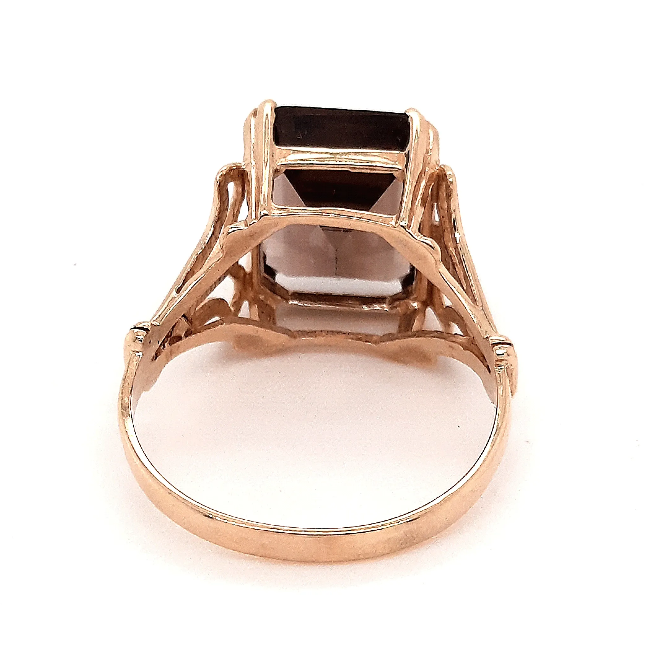 9ct Yellow Gold Gold Smokey Quartz Ring with Fancy Flow Up Shoulders