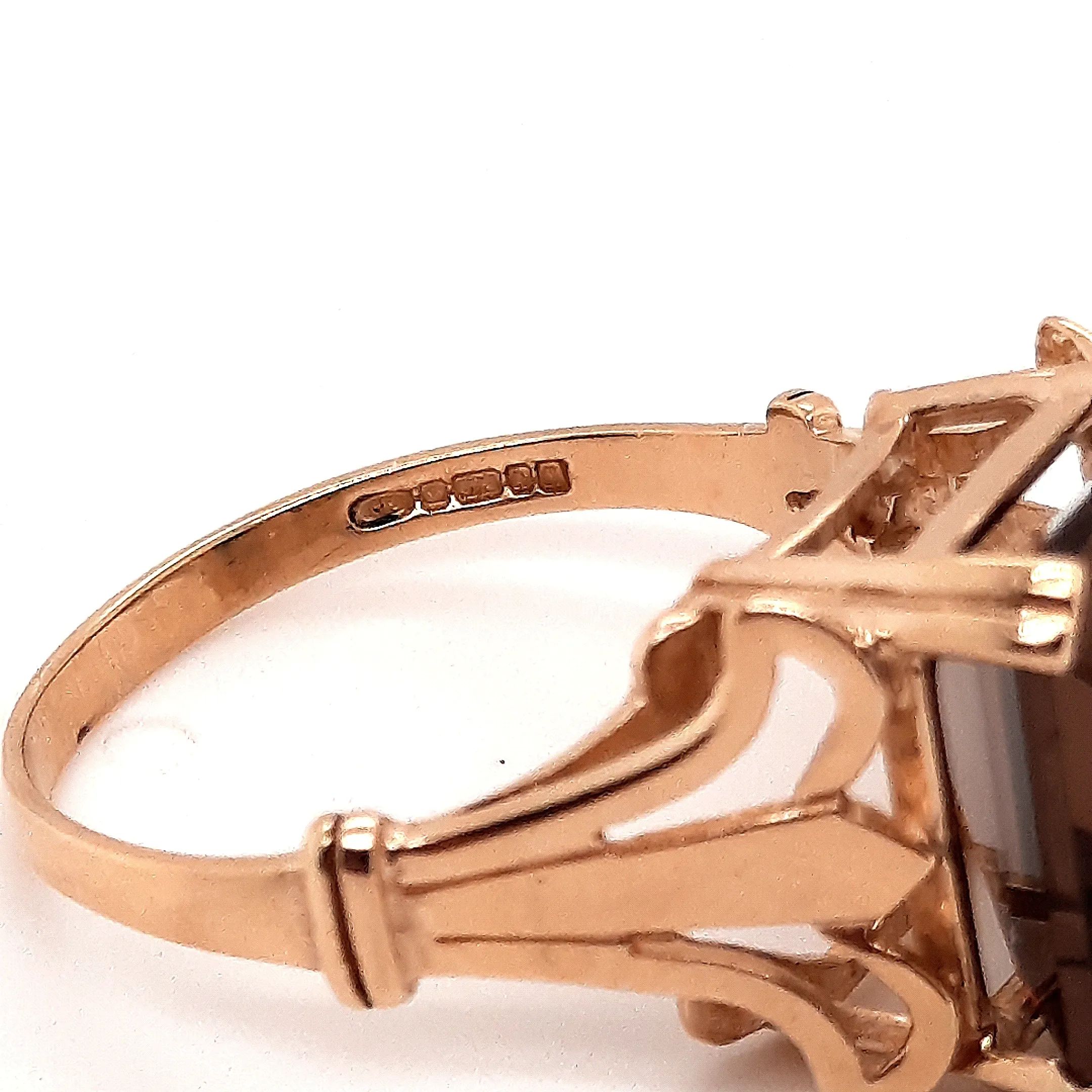 9ct Yellow Gold Gold Smokey Quartz Ring with Fancy Flow Up Shoulders