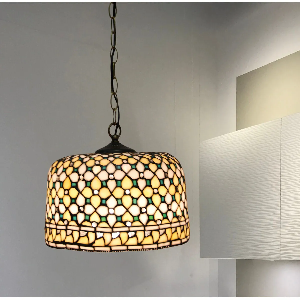 Optimized Title: Viro Queen Elegant White Iron Ceiling Light - 60W, Stylish 20x12.5x20 cm Design for Modern Interiors