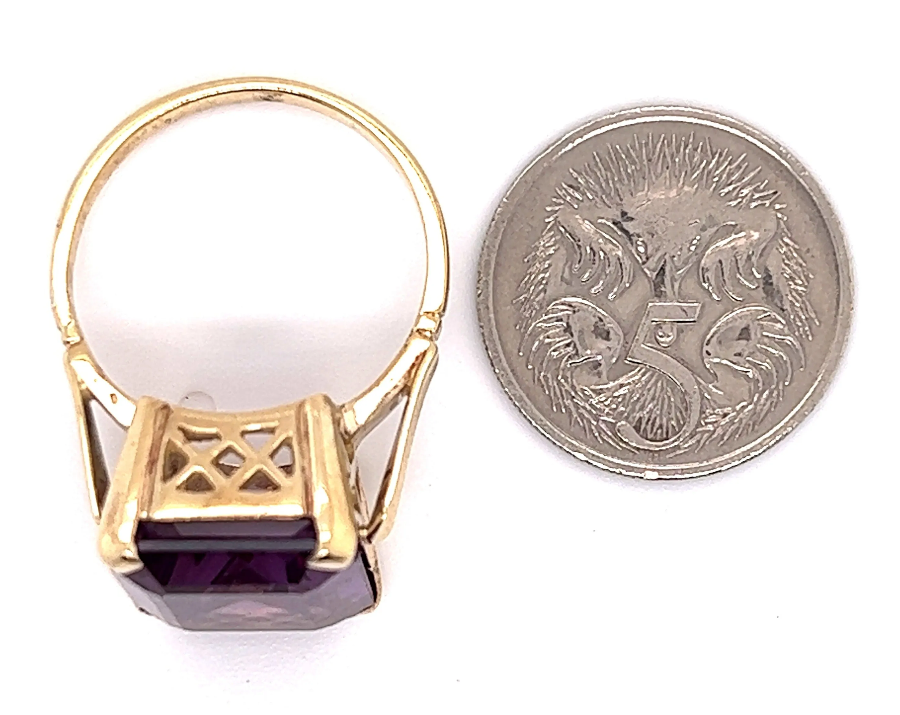 Colour Change Sapphire Yellow Gold Dress Ring