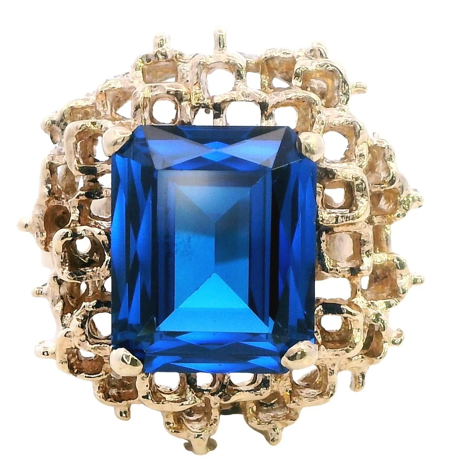 Discover Timeless Elegance: 9ct Yellow Gold Synthetic Spinel Ring