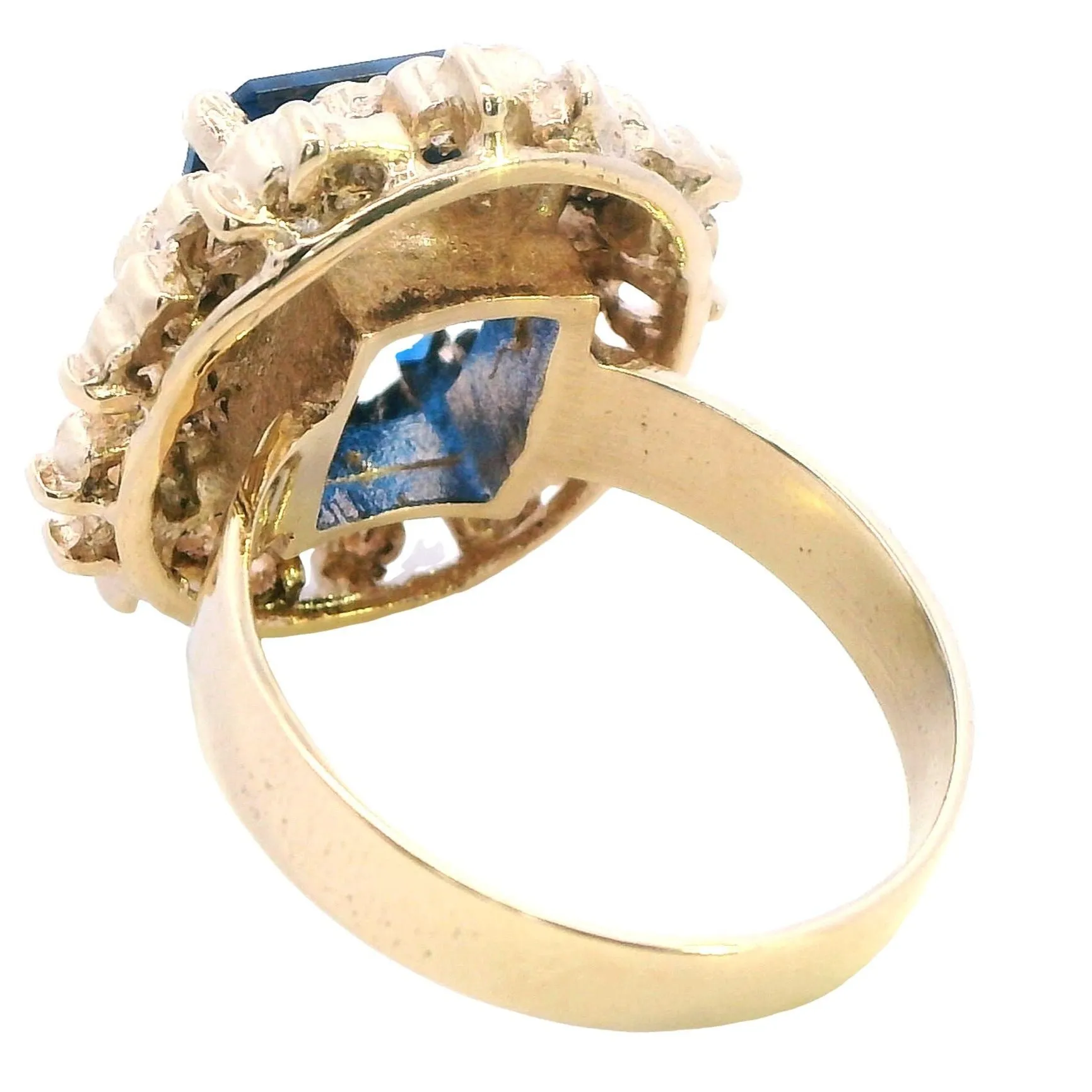Discover Timeless Elegance: 9ct Yellow Gold Synthetic Spinel Ring