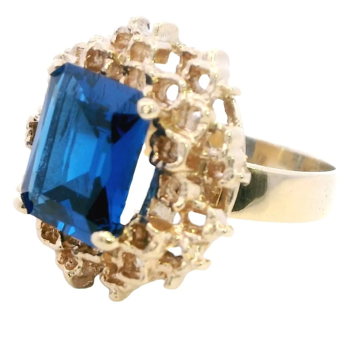 Discover Timeless Elegance: 9ct Yellow Gold Synthetic Spinel Ring