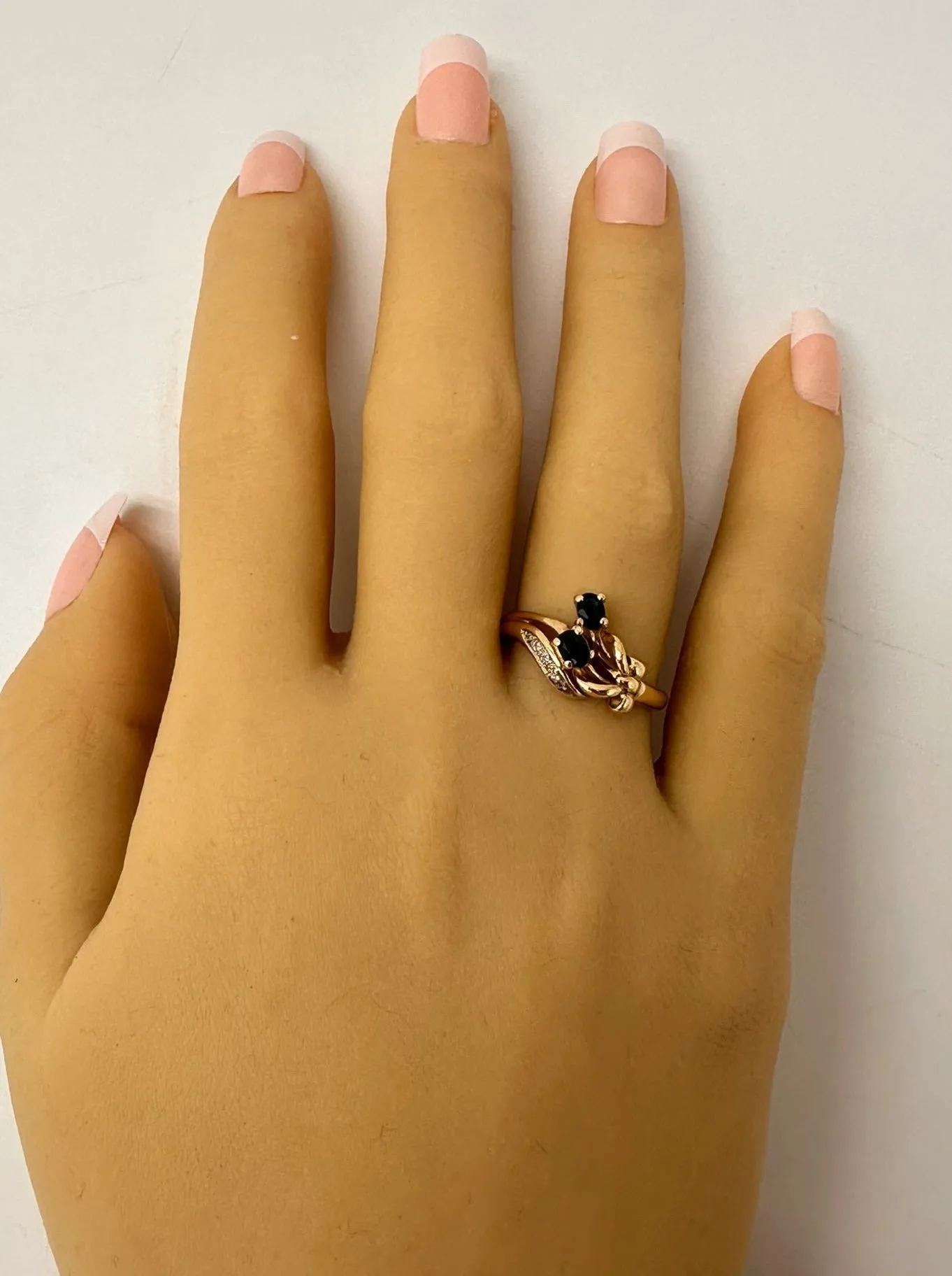 Elegant 9ct Yellow Gold Sapphire & Diamond Ring - A Timeless Jewel of History