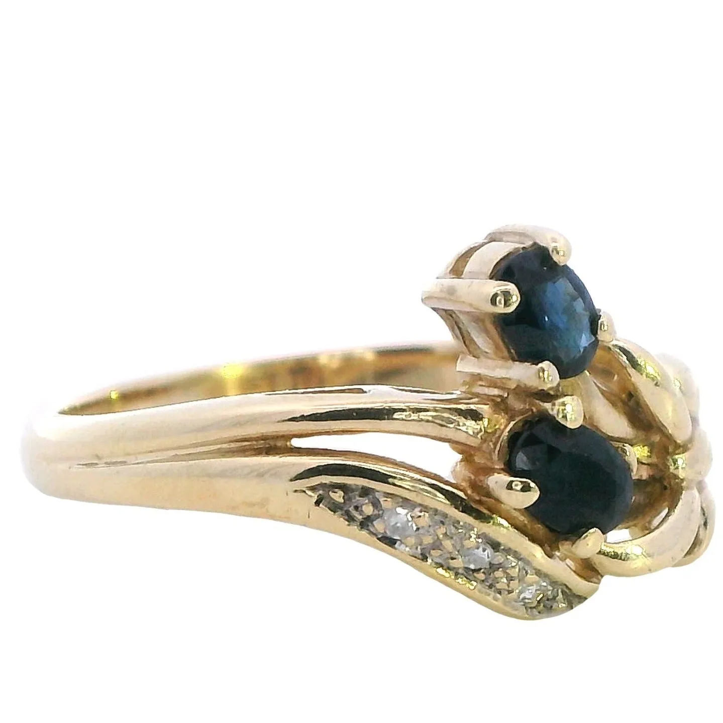 Elegant 9ct Yellow Gold Sapphire & Diamond Ring - A Timeless Jewel of History