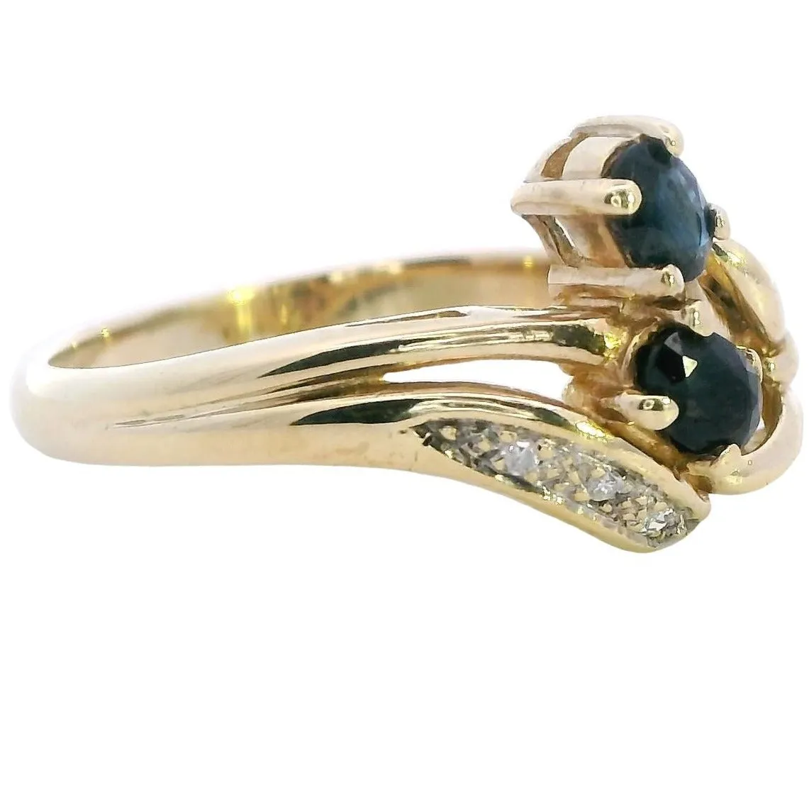Elegant 9ct Yellow Gold Sapphire & Diamond Ring - A Timeless Jewel of History