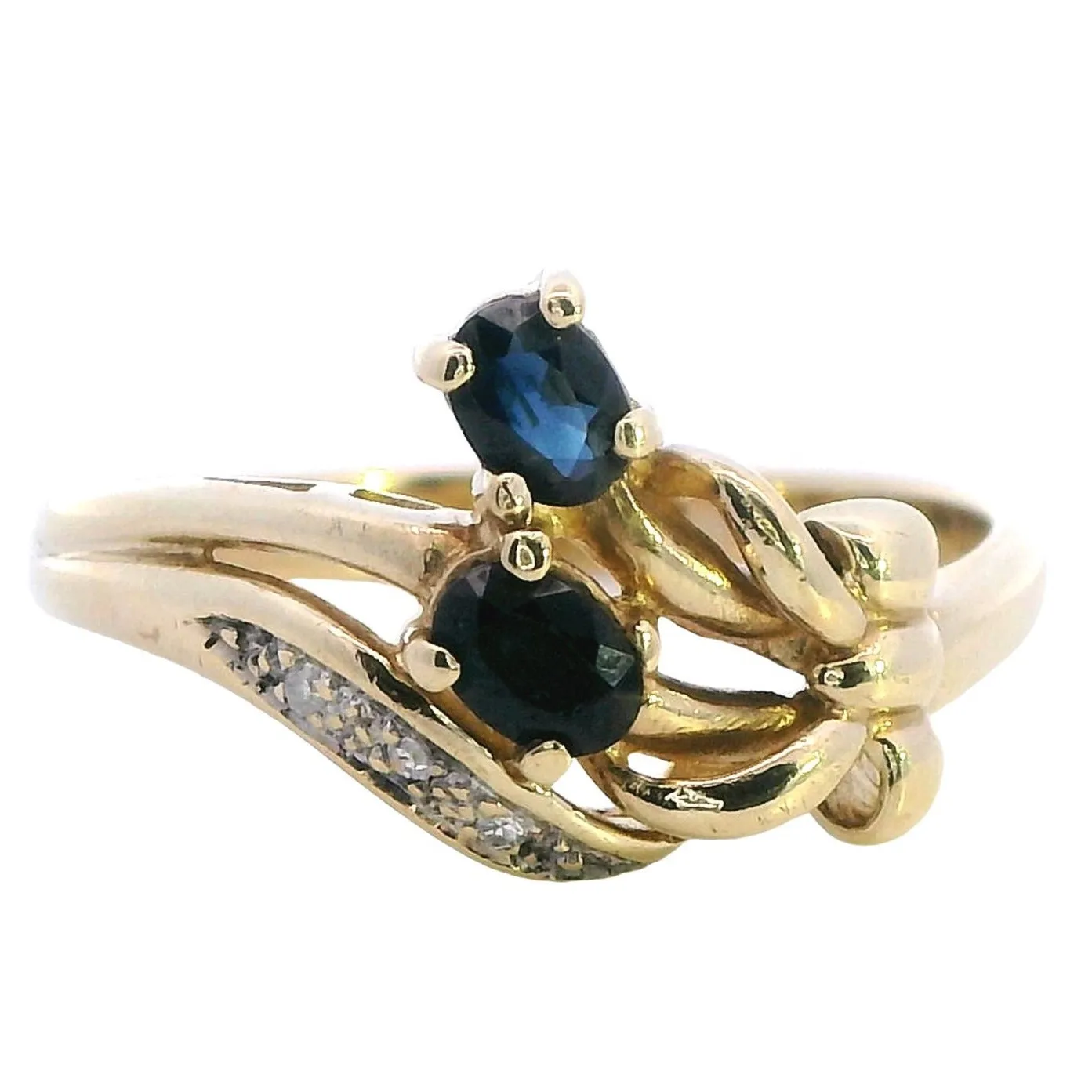 Elegant 9ct Yellow Gold Sapphire & Diamond Ring - A Timeless Jewel of History