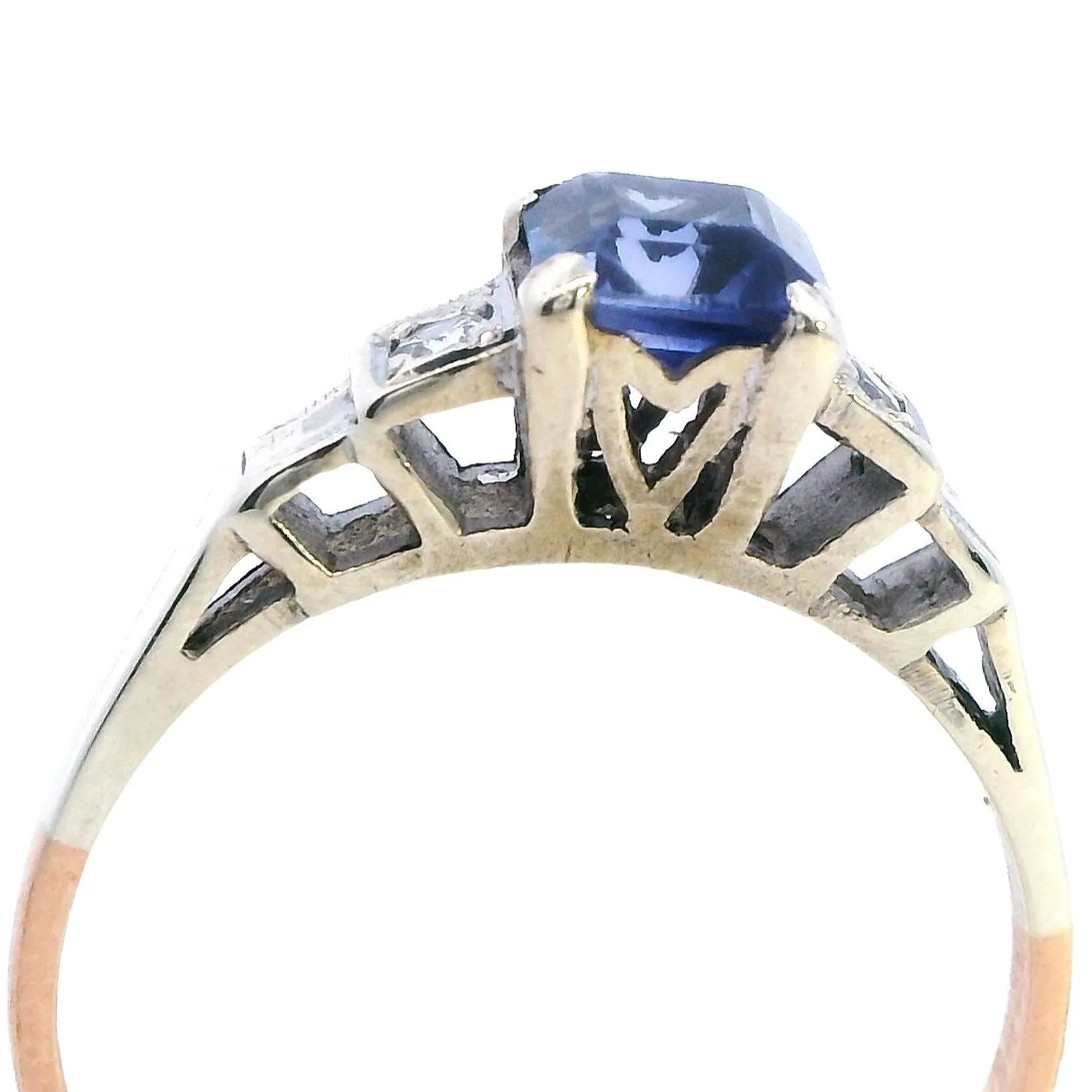 Elegant Sapphire and Diamond 9ct Yellow Gold Ring