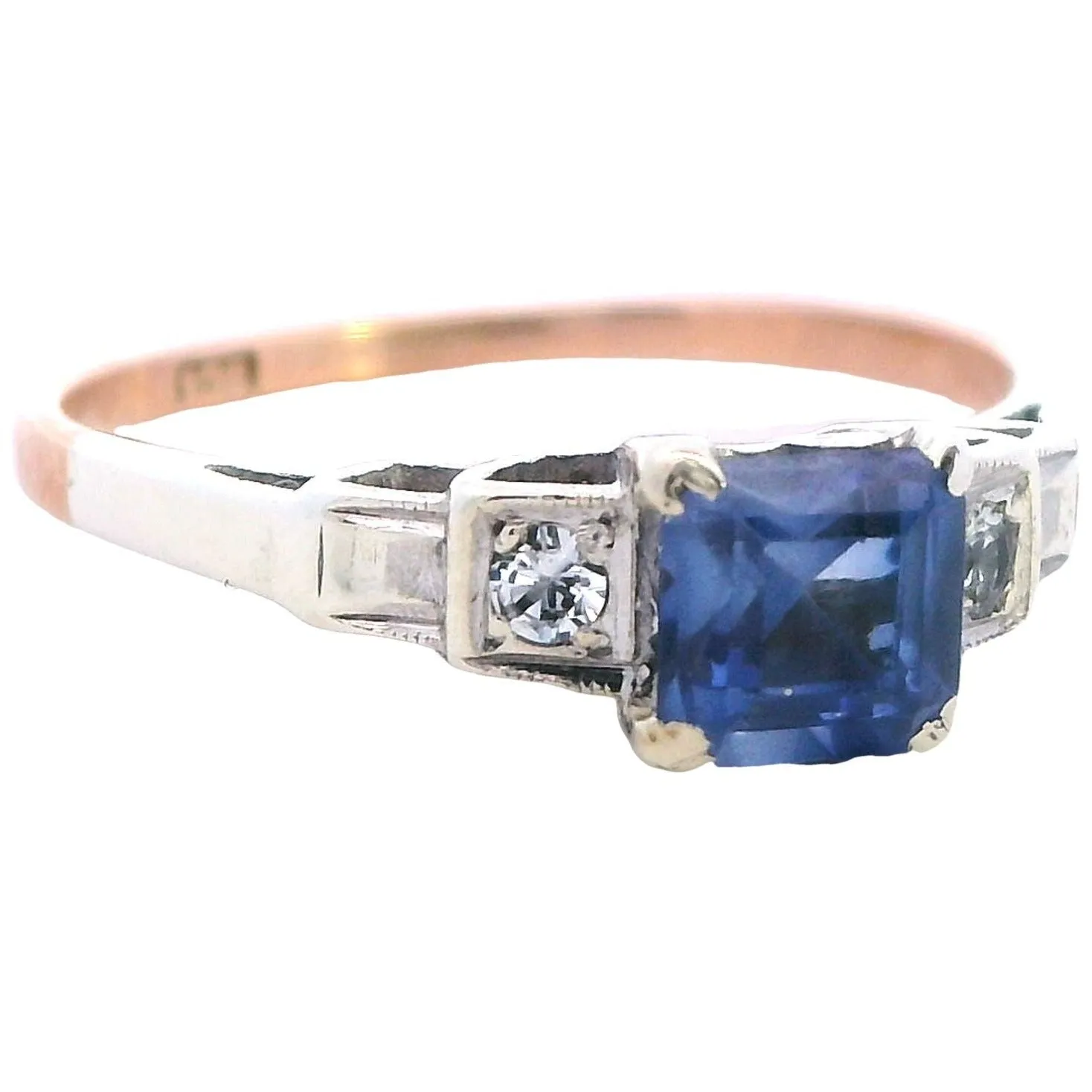Elegant Sapphire and Diamond 9ct Yellow Gold Ring