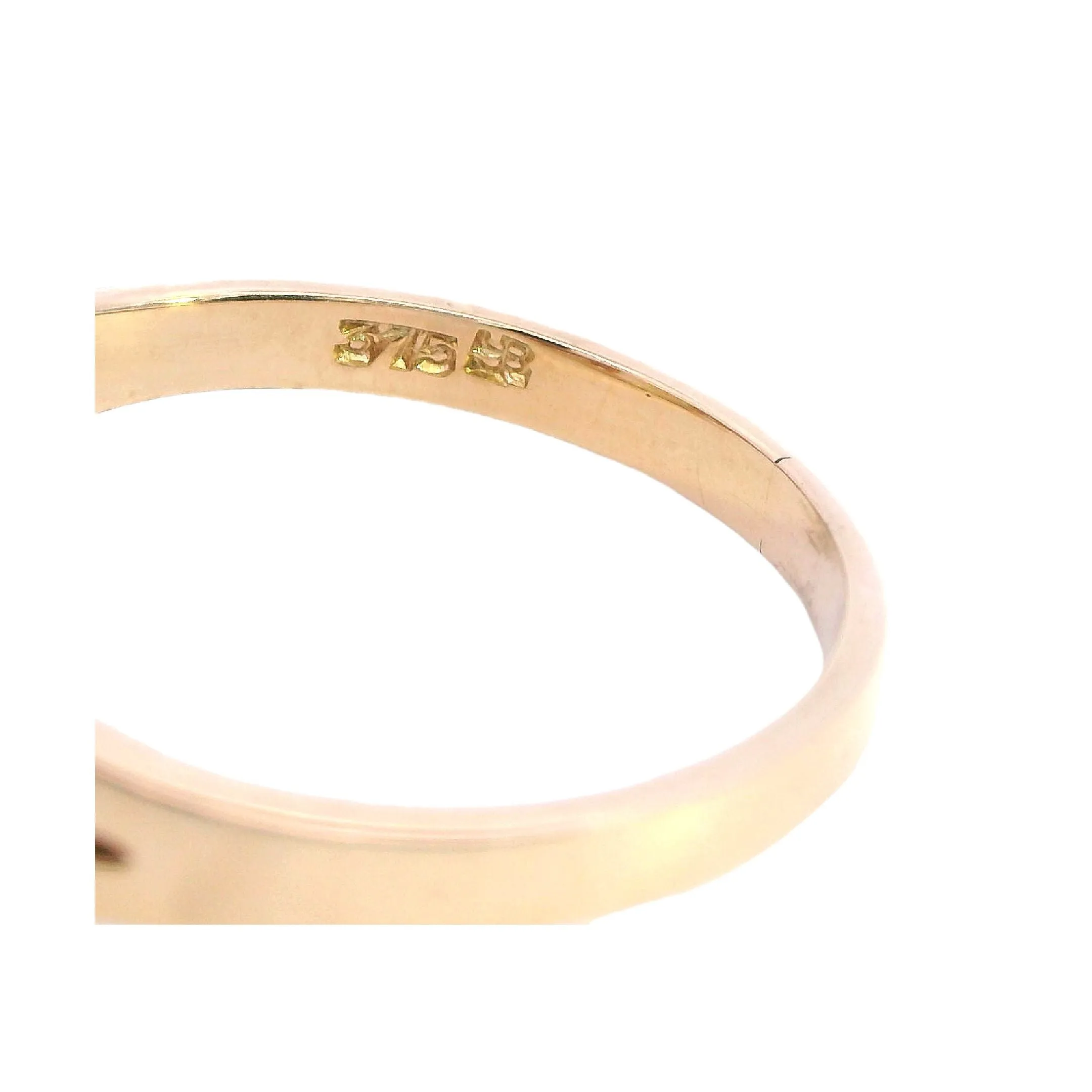 Elegant Yellow Gold Citrine Ring - Classic and Timeless