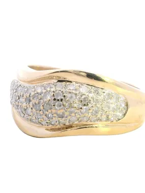 Elegant Yellow Gold Diamond Ring - Perfect for Engagement or Wedding Unisex