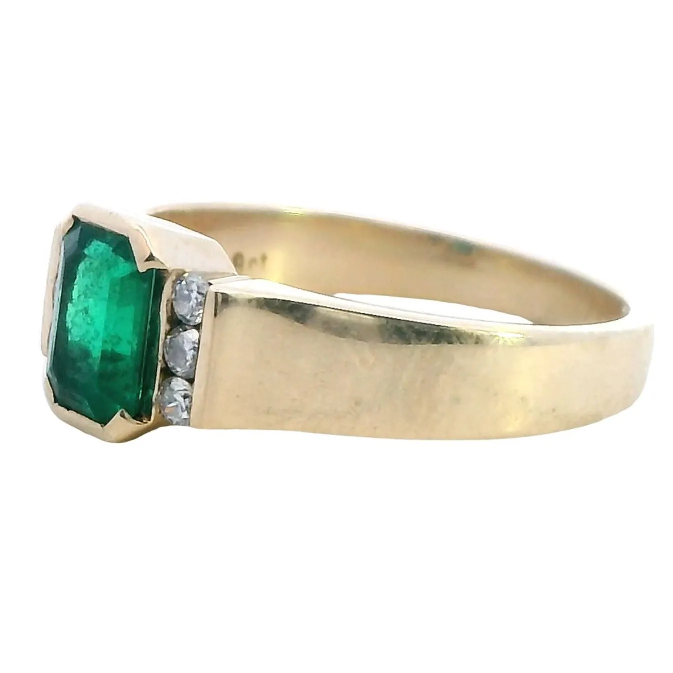 Emerald and Diamond 9ct Yellow Gold Ring