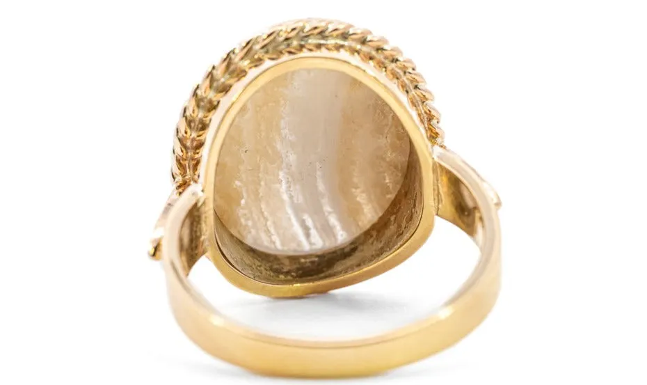 Exquisite 9ct Yellow Gold Oval Agate Ring