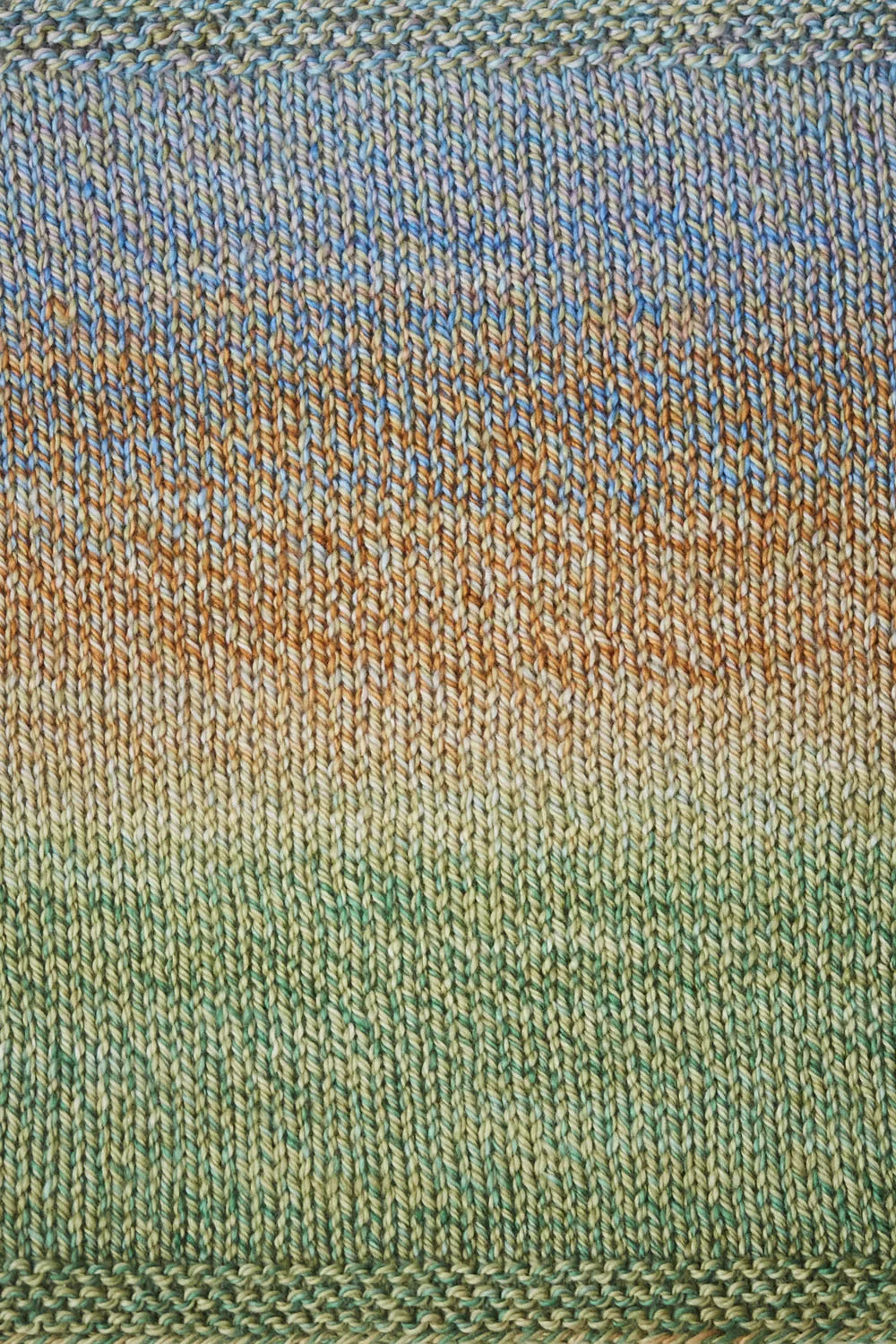 Grainline Pullover Kit (Urth Yarns)