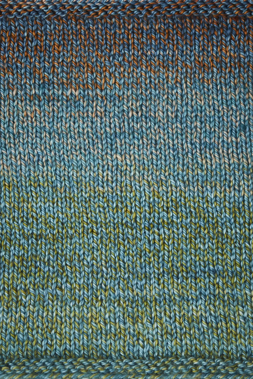 Grainline Pullover Kit (Urth Yarns)