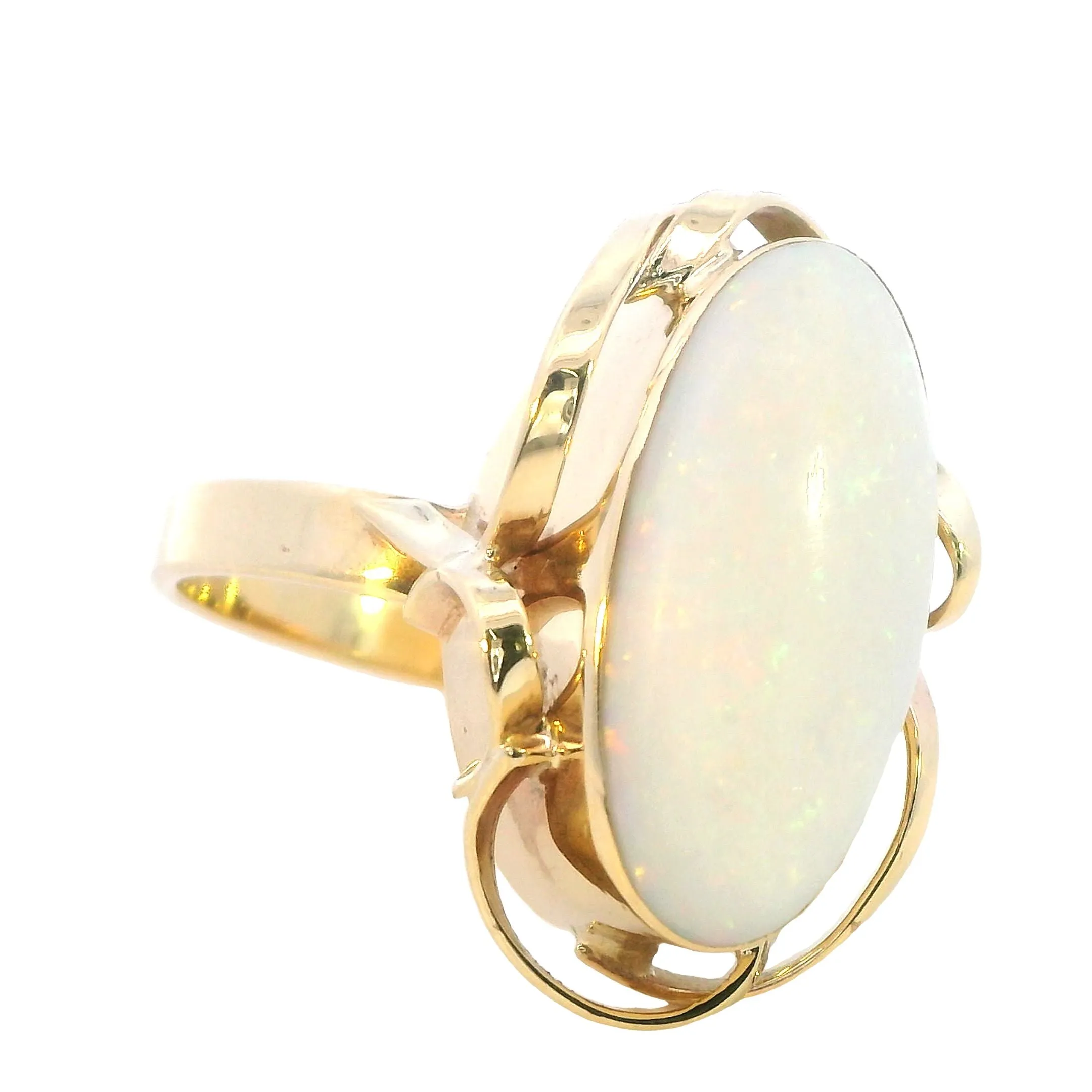 Mesmerizing 9ct Yellow Gold Opal Ring - Enchanting Colour Play