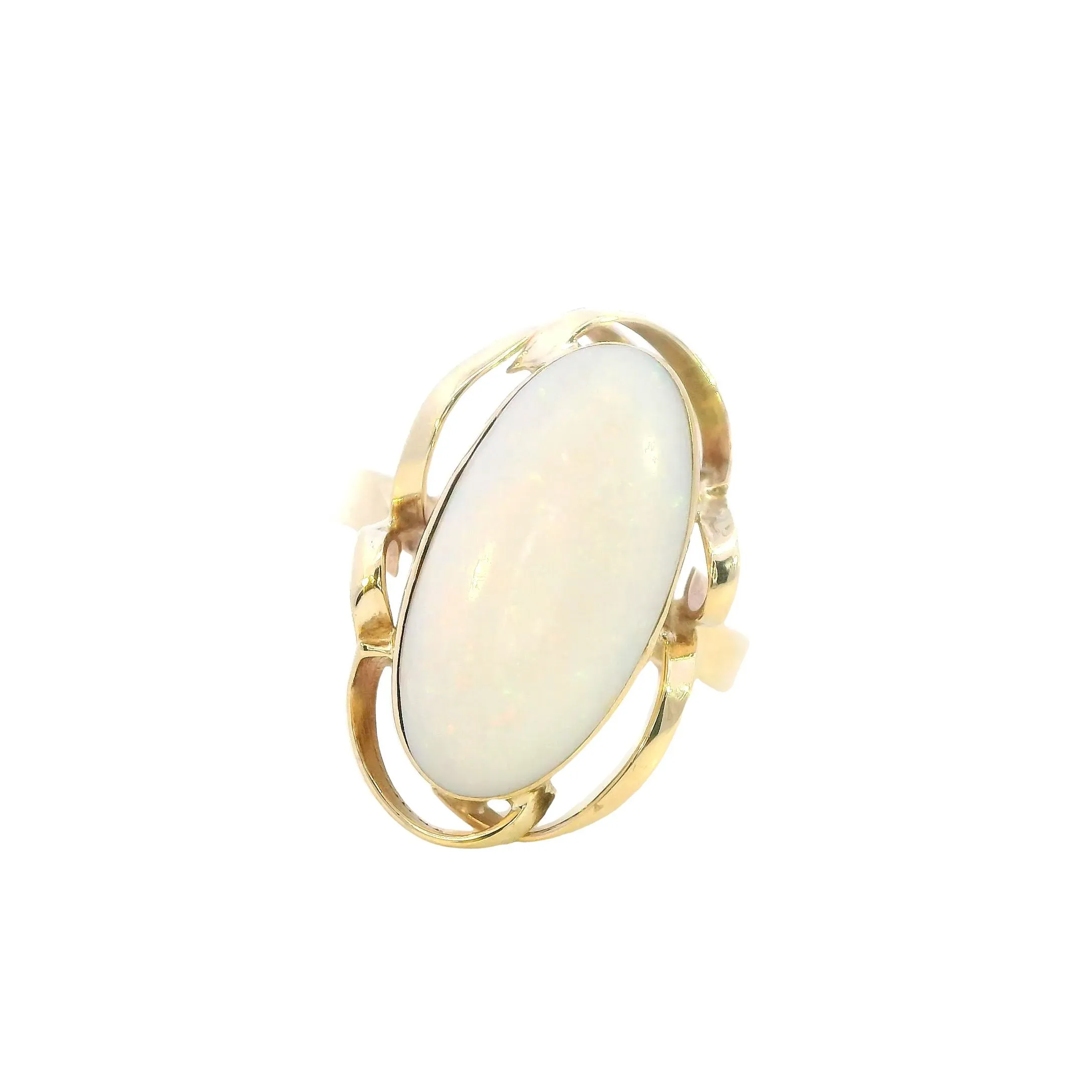 Mesmerizing 9ct Yellow Gold Opal Ring - Enchanting Colour Play