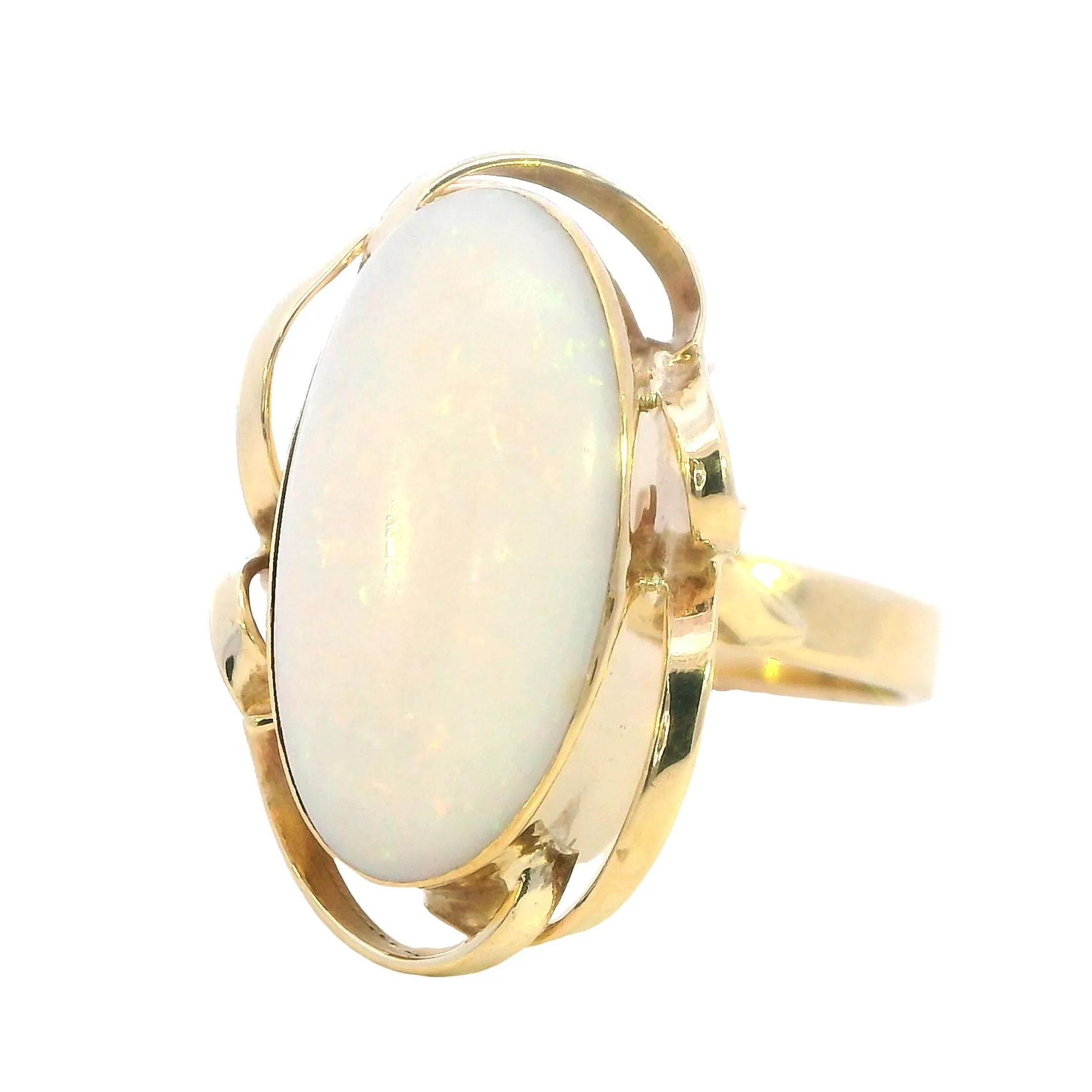 Mesmerizing 9ct Yellow Gold Opal Ring - Enchanting Colour Play