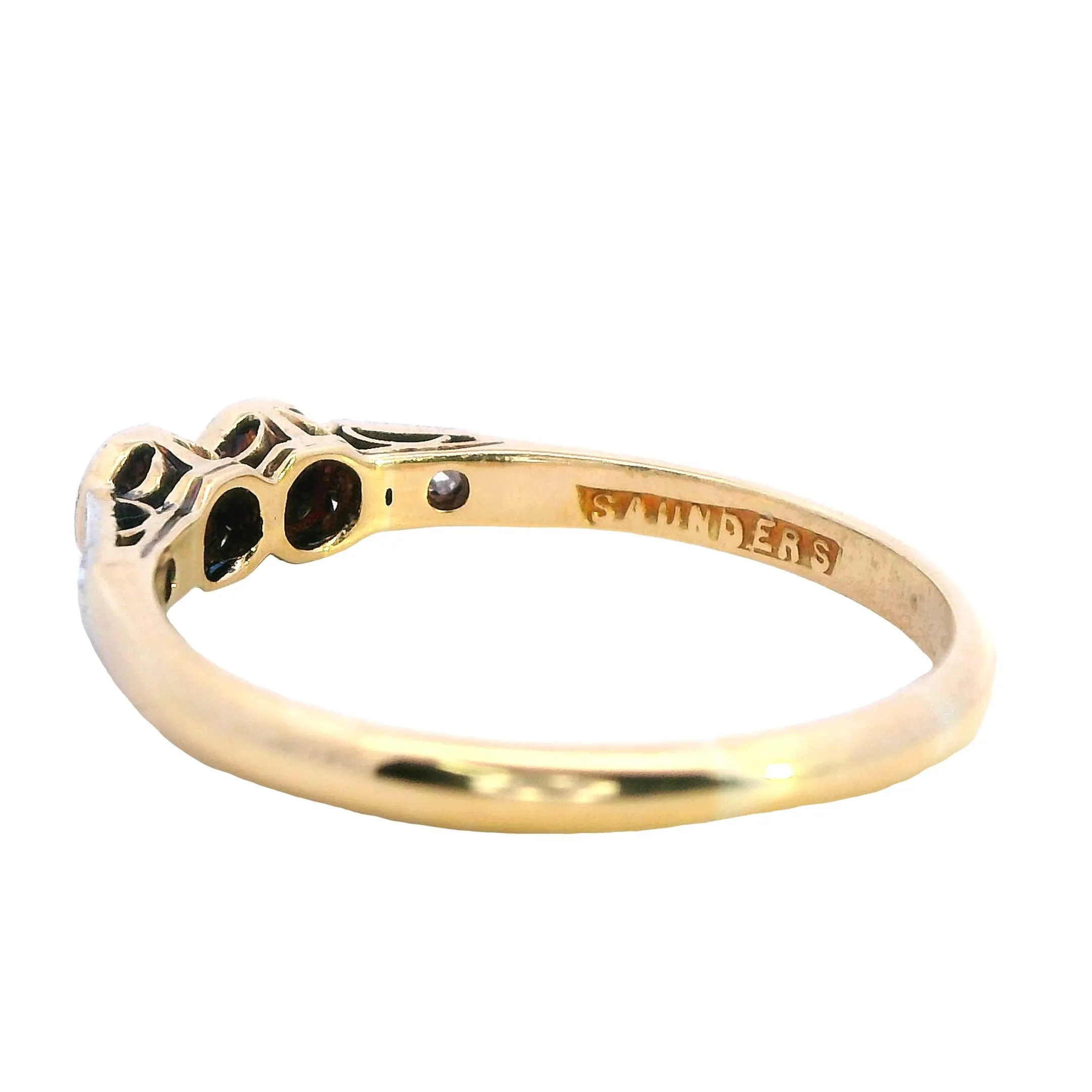 "Elegant Radiance: 18ct Yellow Gold and Platinum Diamond Ring"