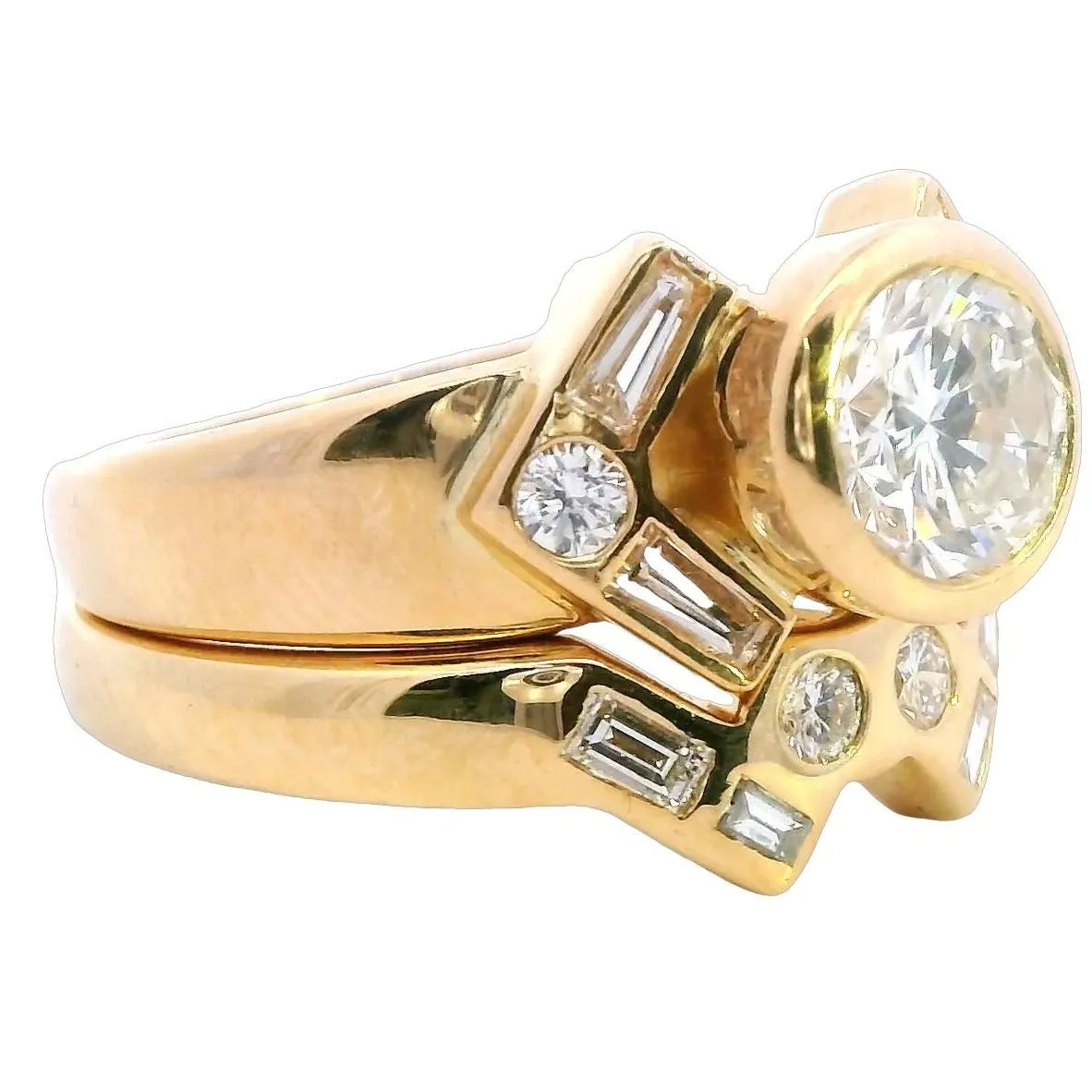 "Valentine's Proposal: Exquisite 1.36ct Diamond Ring Set in 18ct Yellow Gold"