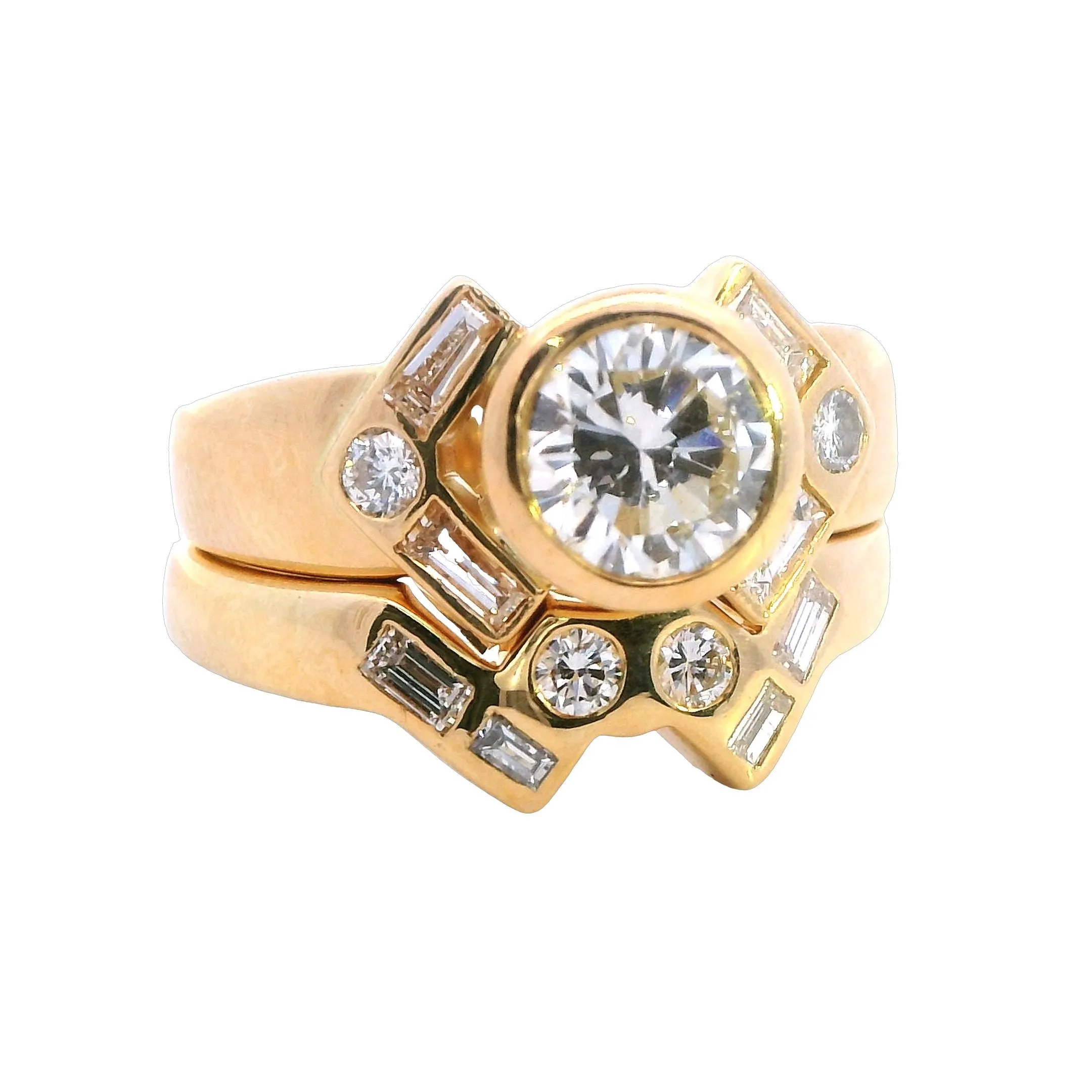 "Valentine's Proposal: Exquisite 1.36ct Diamond Ring Set in 18ct Yellow Gold"