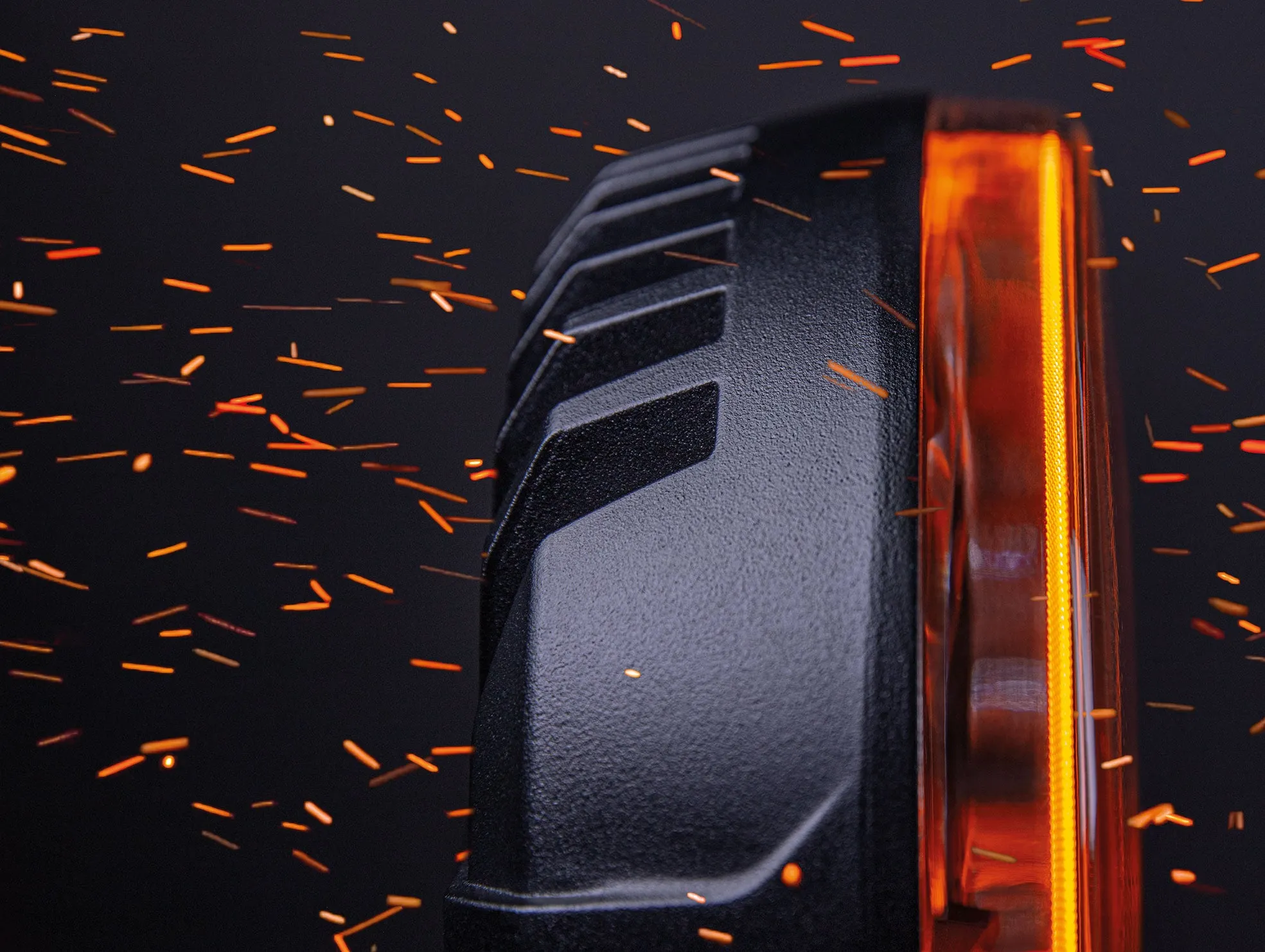 Strands Firefly LED Driving Light / 9"