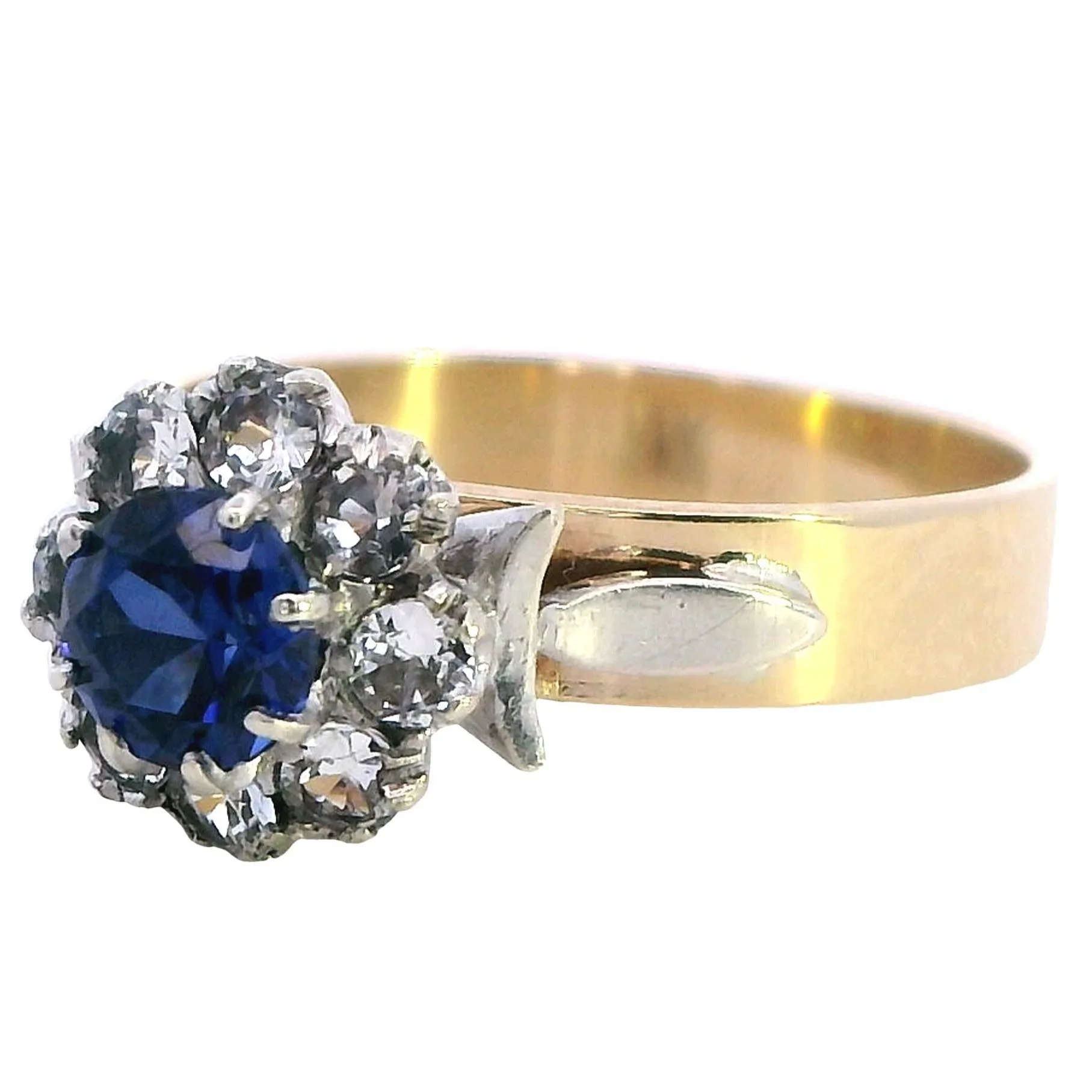 Stunning 9ct Yellow & White Gold Ring with 9 Radiant Synthetic Sapphire & Spinel