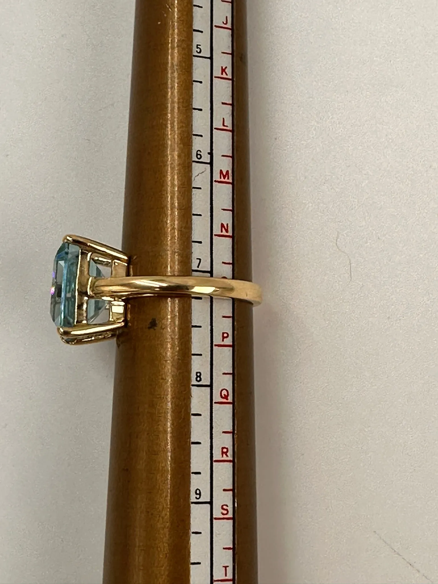 Stunning Yellow Gold Ring with Brilliant Light Blue Created Spinel