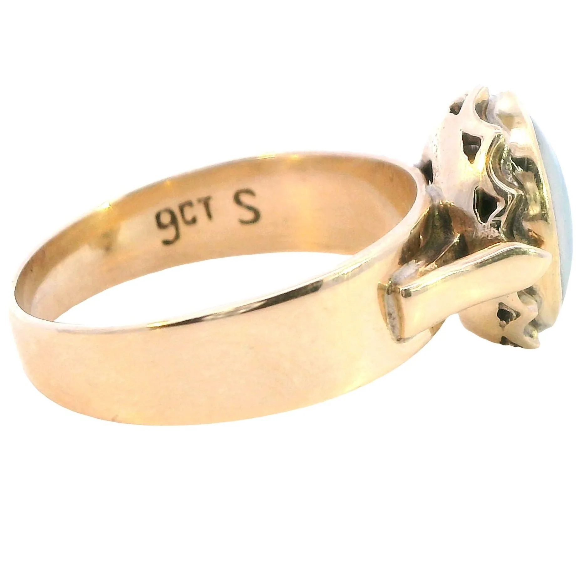 Sustainable Elegance: Radiant 9ct Yellow Gold Opal Triplet Ring