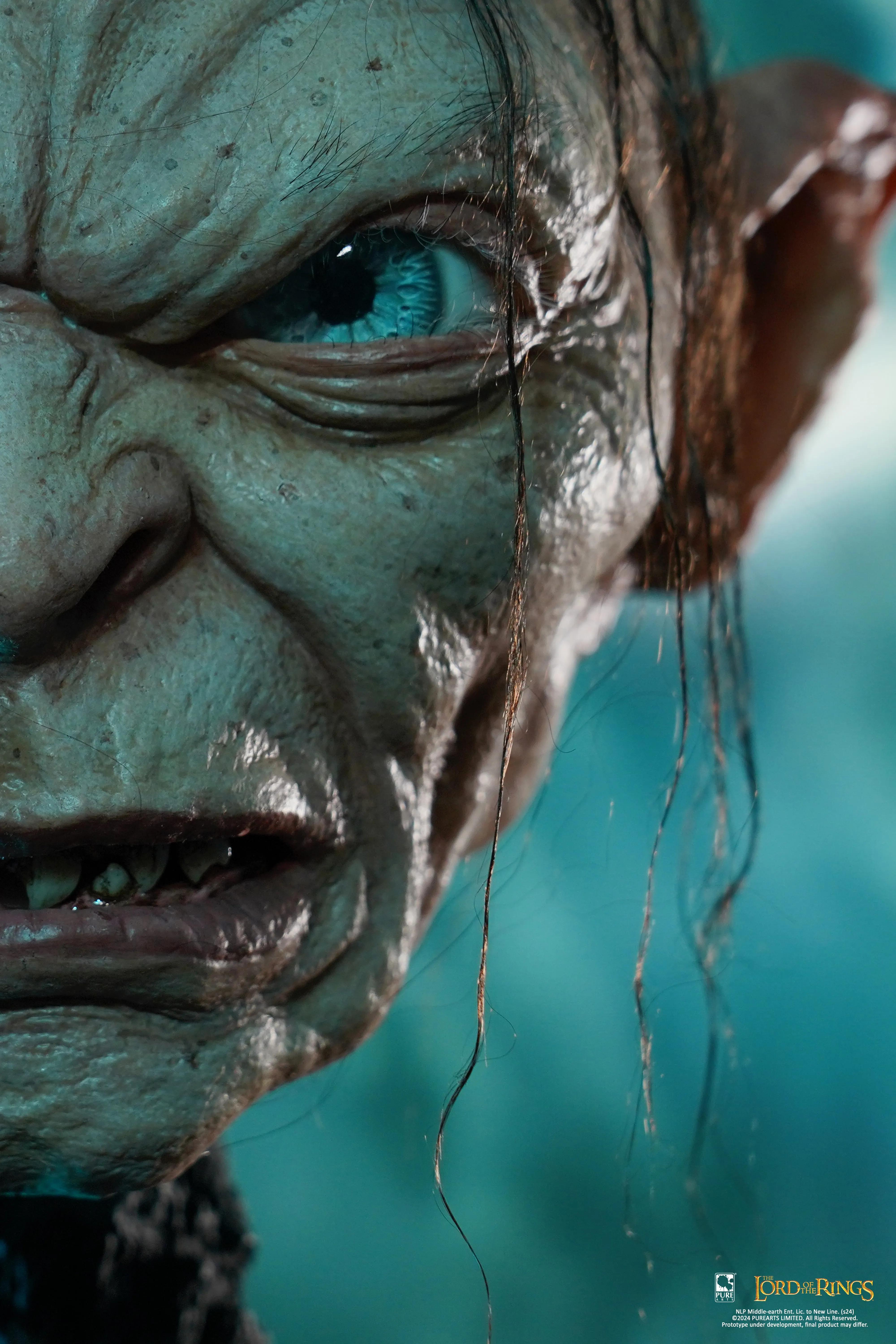 The Lord of the Rings Gollum Art Mask Exclusive Edition