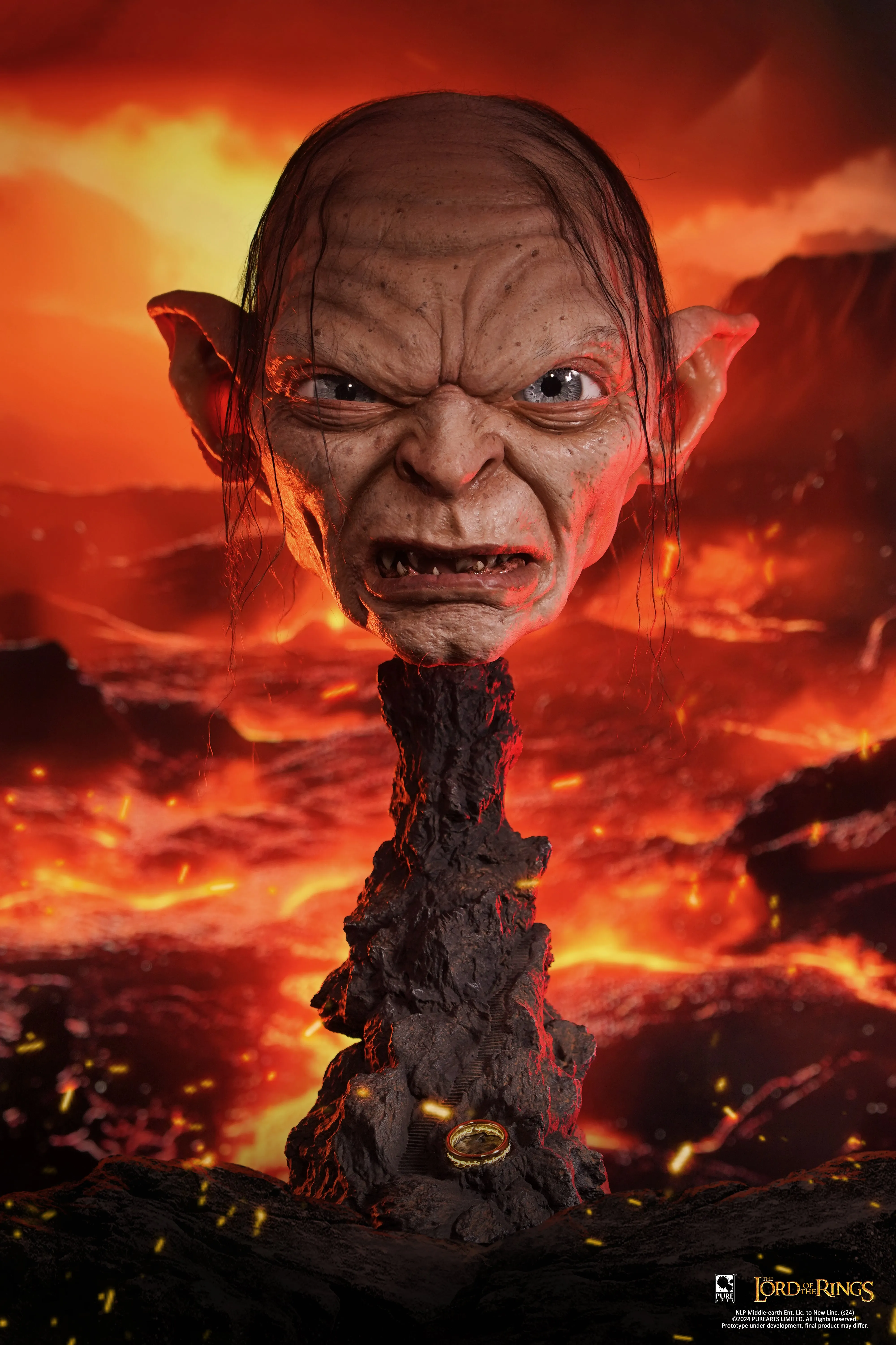 The Lord of the Rings Gollum Art Mask Exclusive Edition