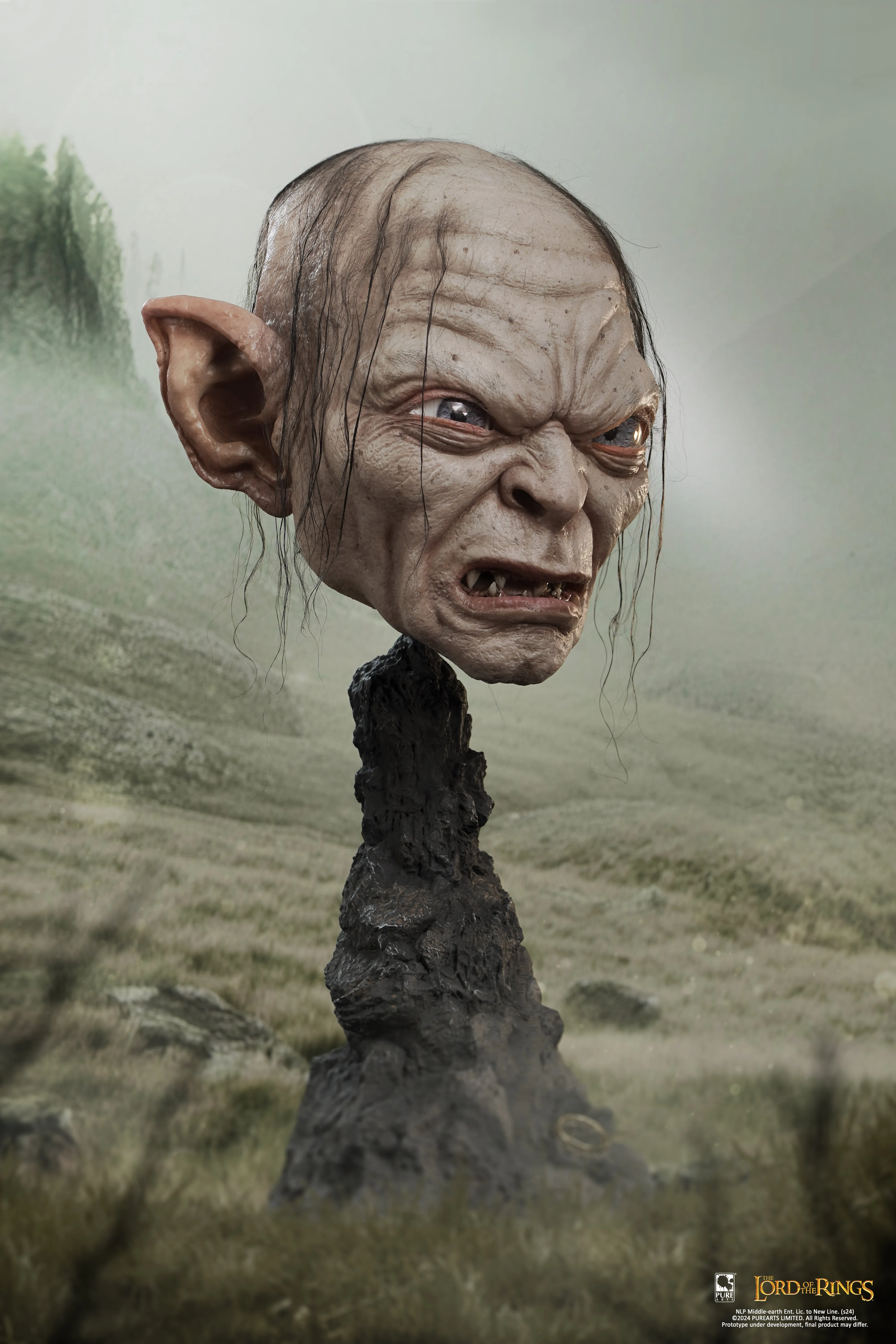 The Lord of the Rings Gollum Art Mask Exclusive Edition