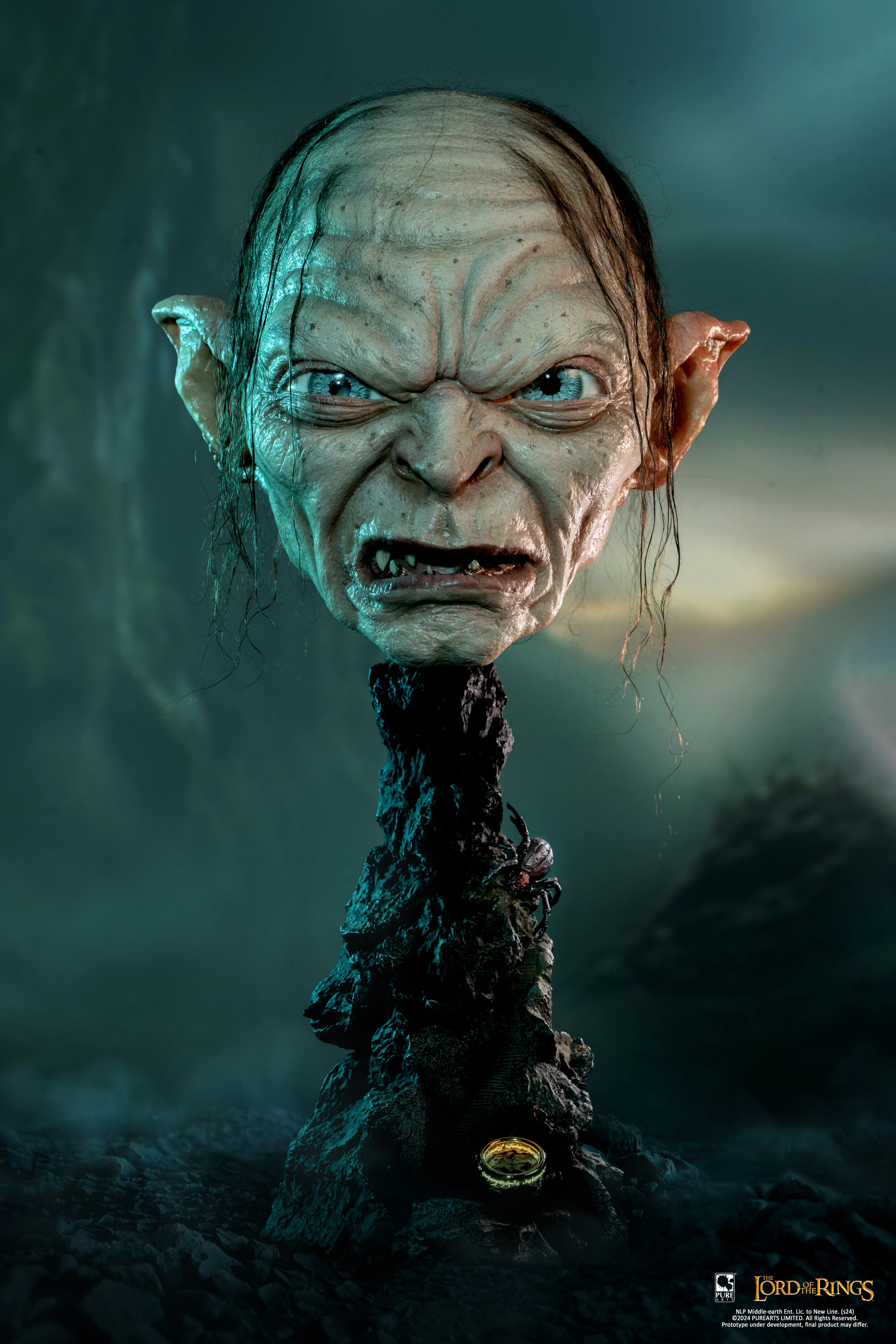 The Lord of the Rings Gollum Art Mask Exclusive Edition