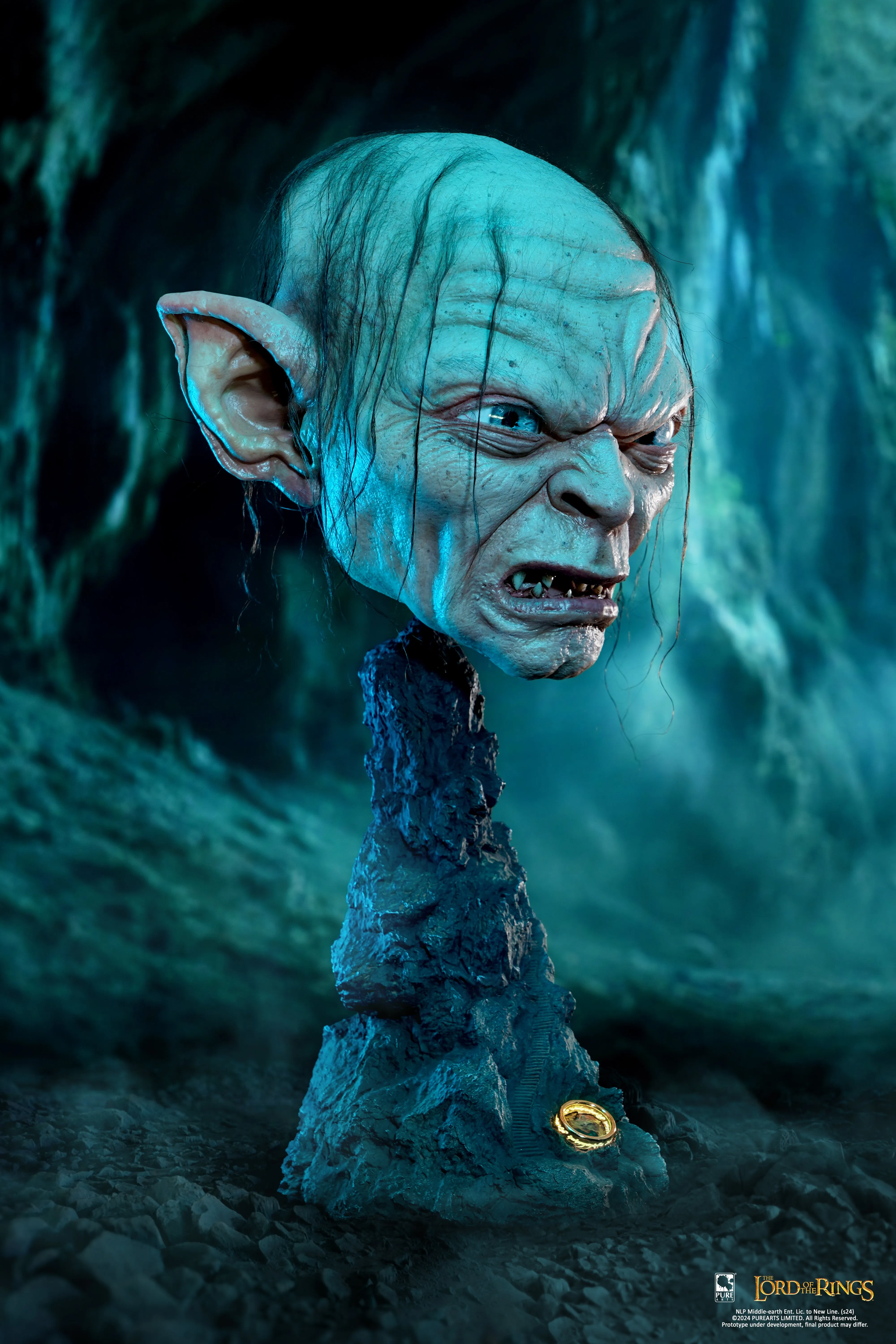 The Lord of the Rings Gollum Art Mask Exclusive Edition
