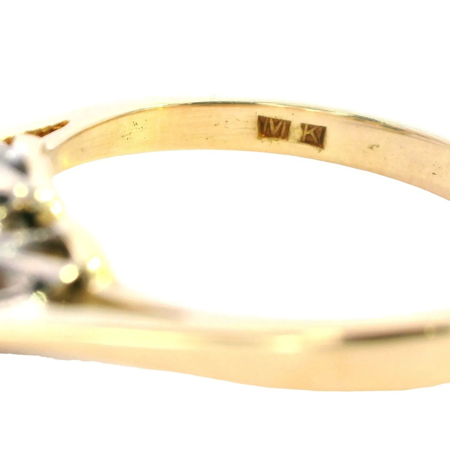 Timeless Elegance 18ct Yellow & White Gold 3 stone Sapphire & Diamond Ring