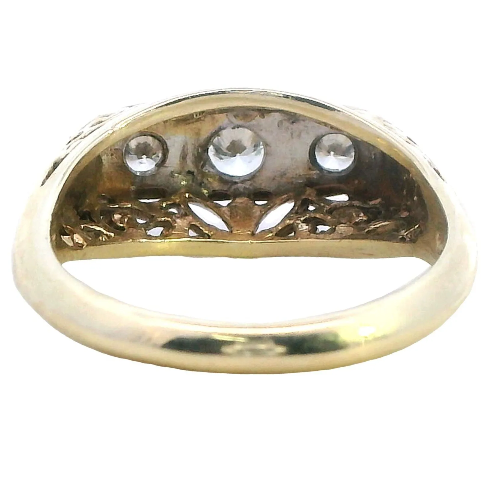Timeless Vintage 9ct Yellow & White Gold Diamond Ring