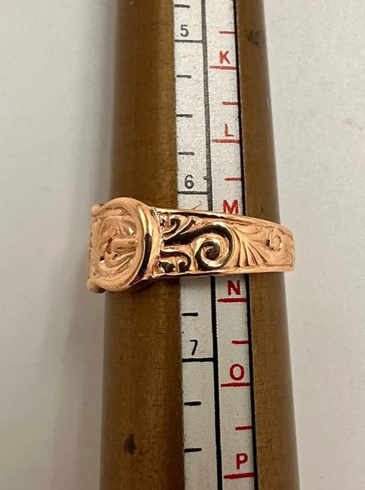 Vintage 9ct Yellow Gold Belt Buckle Ring - Unique Elegance