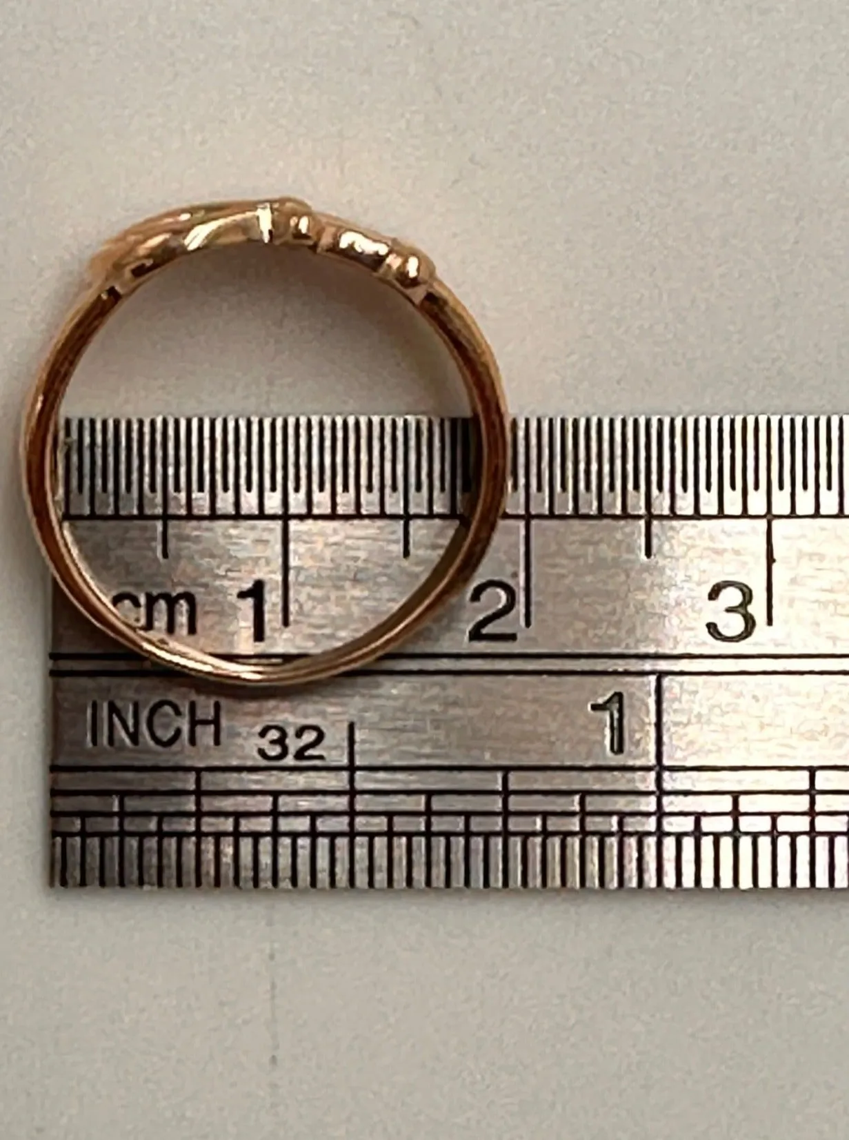 Vintage 9ct Yellow Gold Belt Buckle Ring - Unique Elegance
